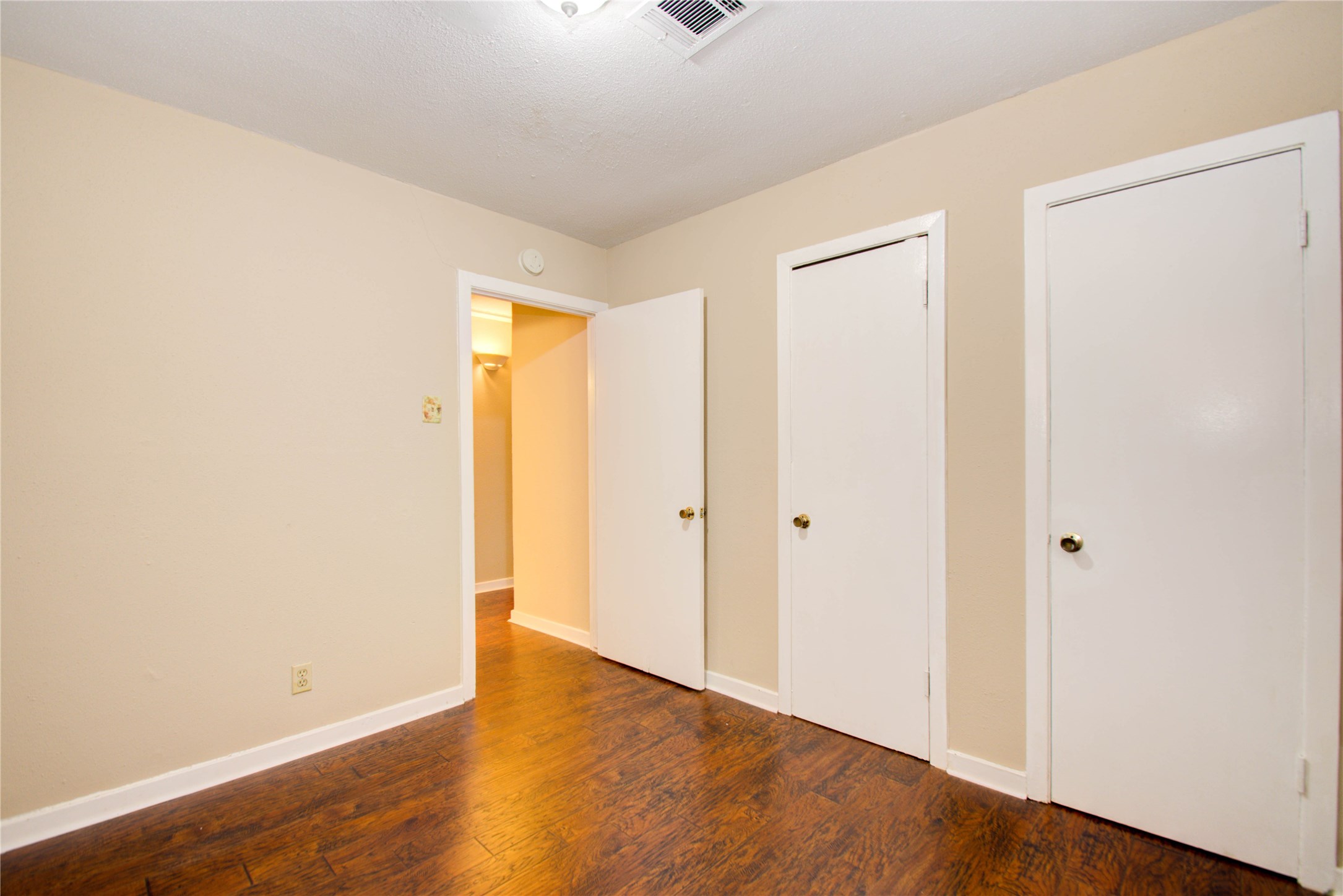 4020 Blue Bonnet Boulevard E Property Photo 23