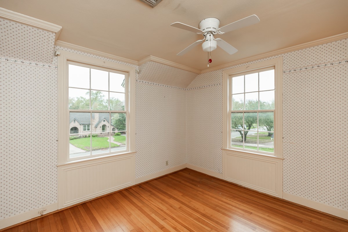606 22nd Street Property Photo 31