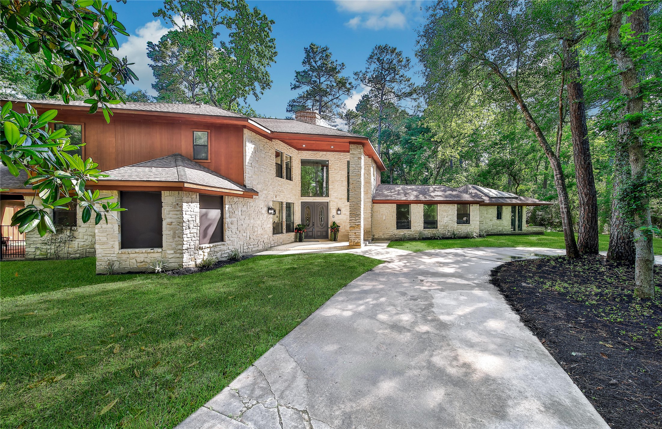 27655 Hardin Store Road Property Photo 4