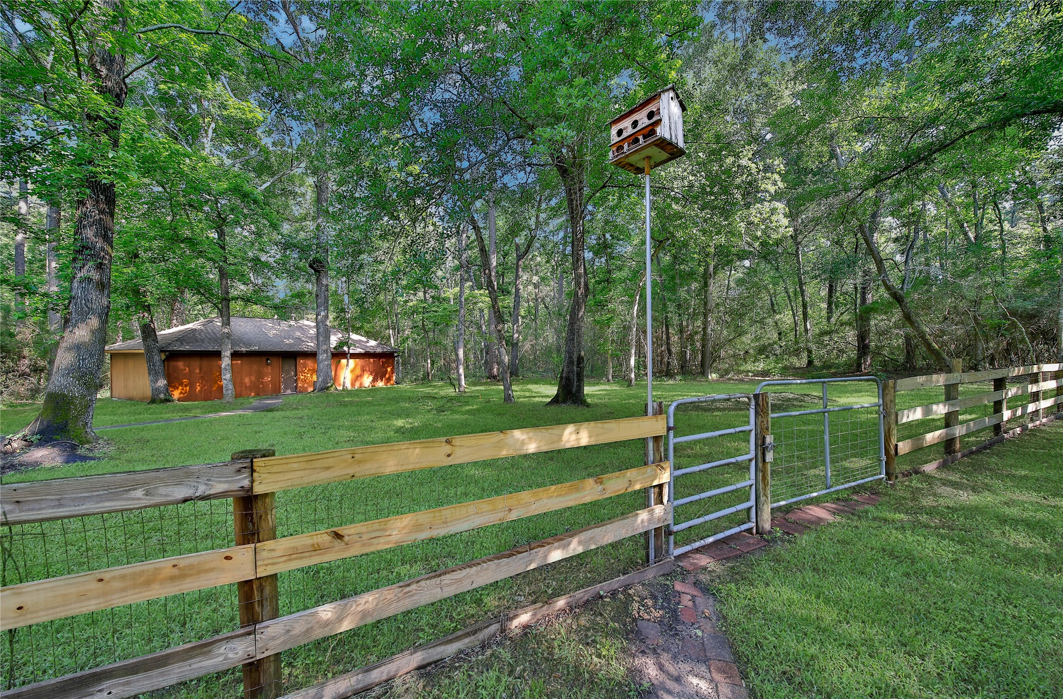 27655 Hardin Store Road Property Photo 6