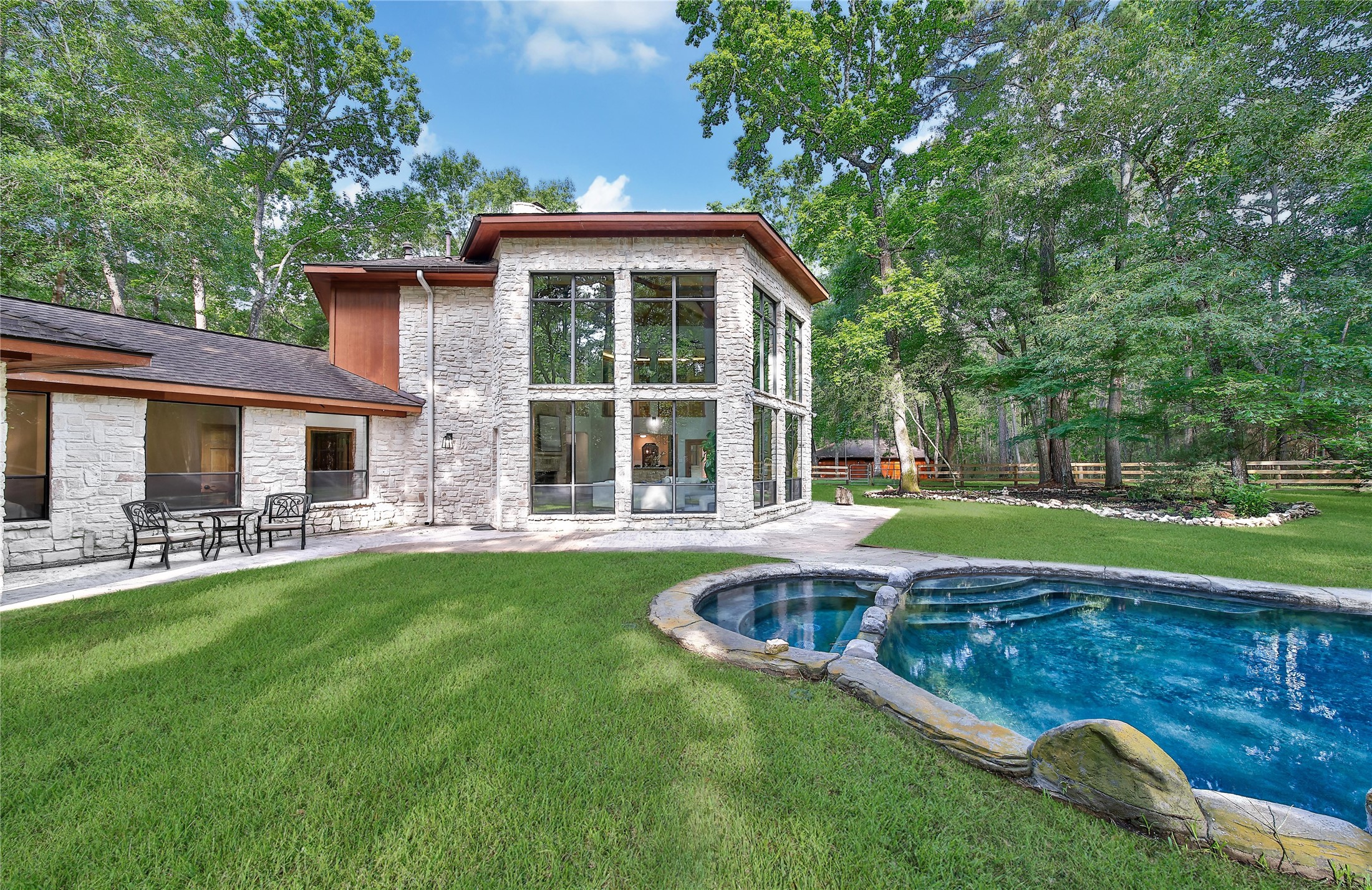27655 Hardin Store Road Property Photo 8