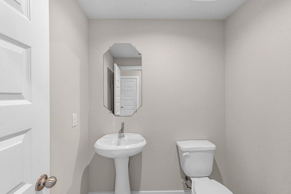 2491 Forest Cedar Lane Property Photo 23