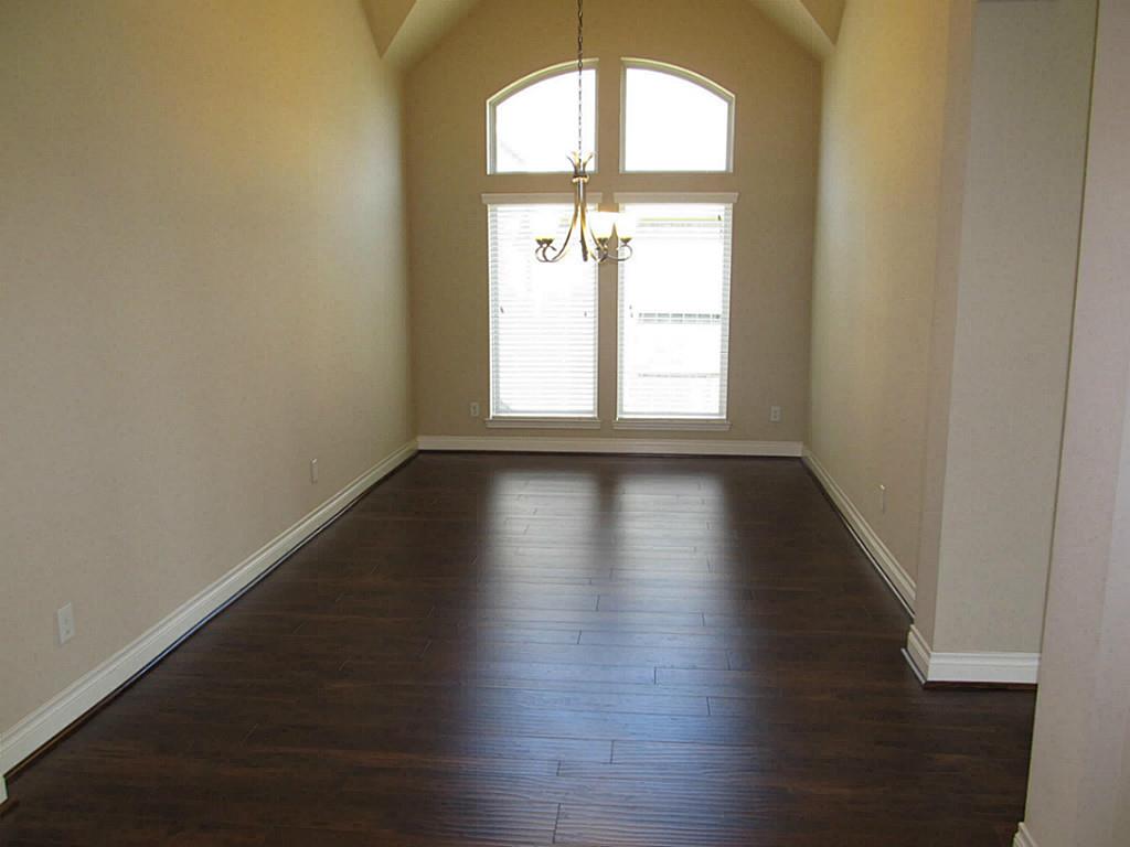 14104 Green Thicket Drive Property Photo 7