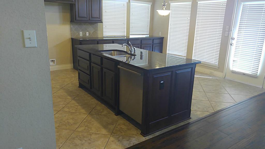 14104 Green Thicket Drive Property Photo 18