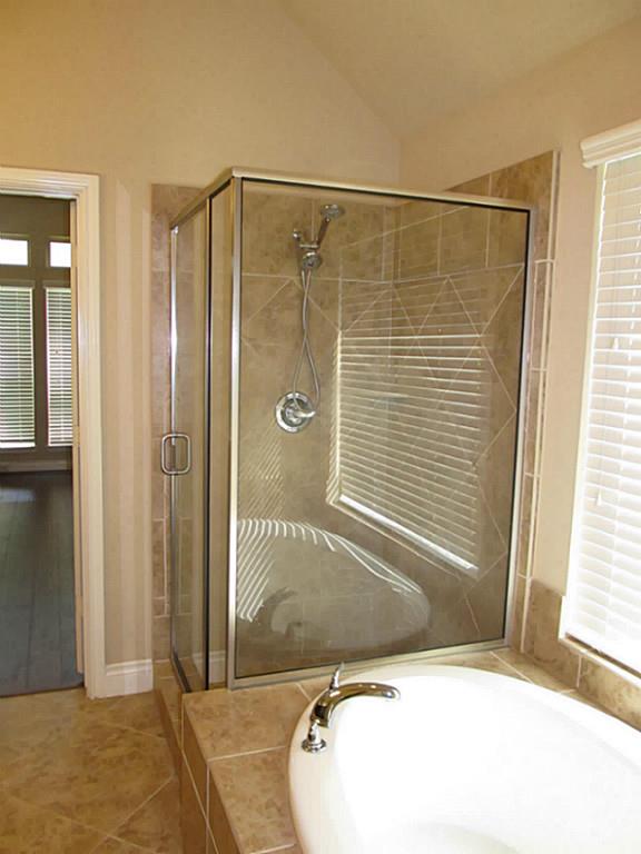 14104 Green Thicket Drive Property Photo 22