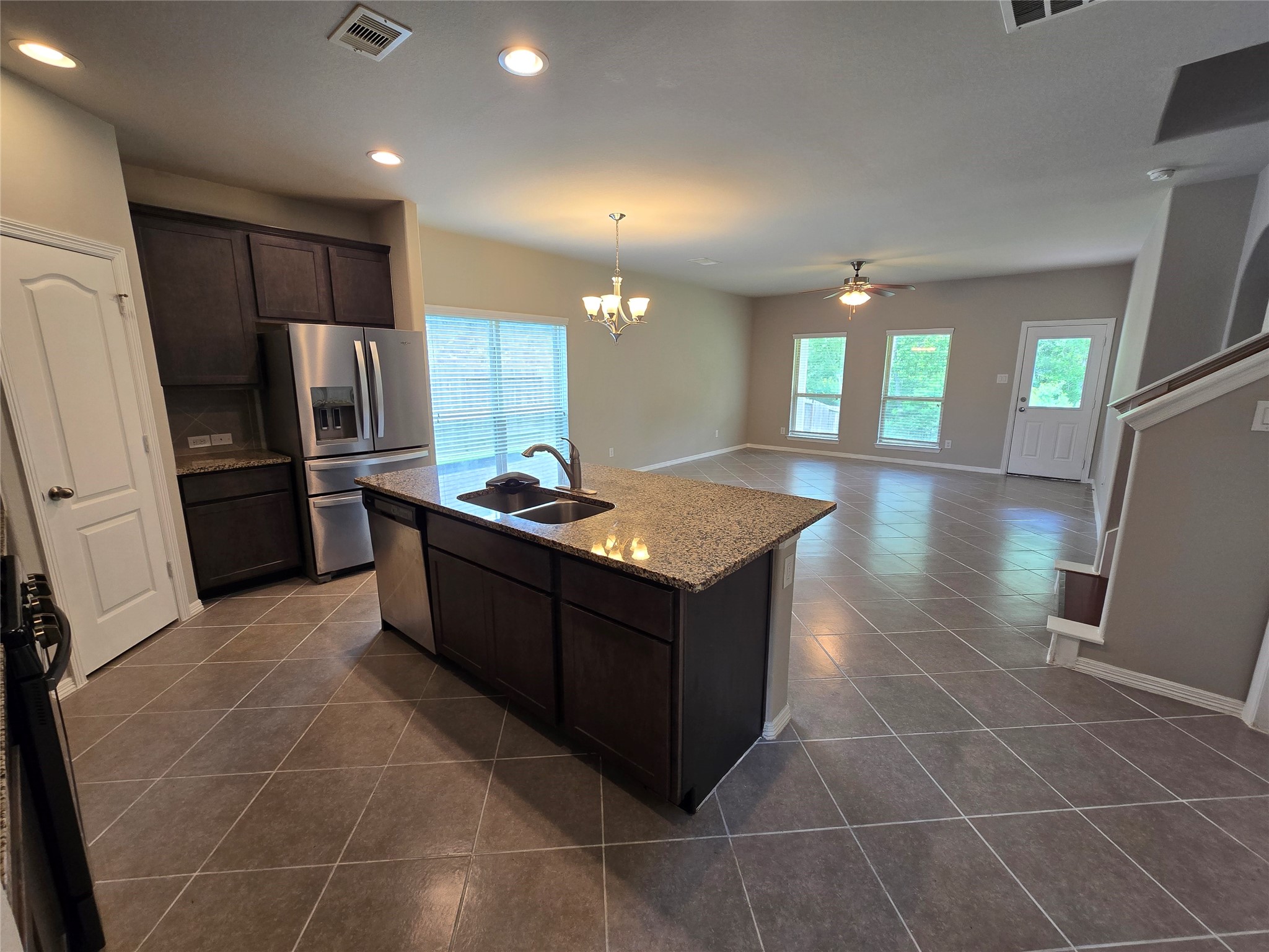 2027 Brookmont Drive Property Photo 10