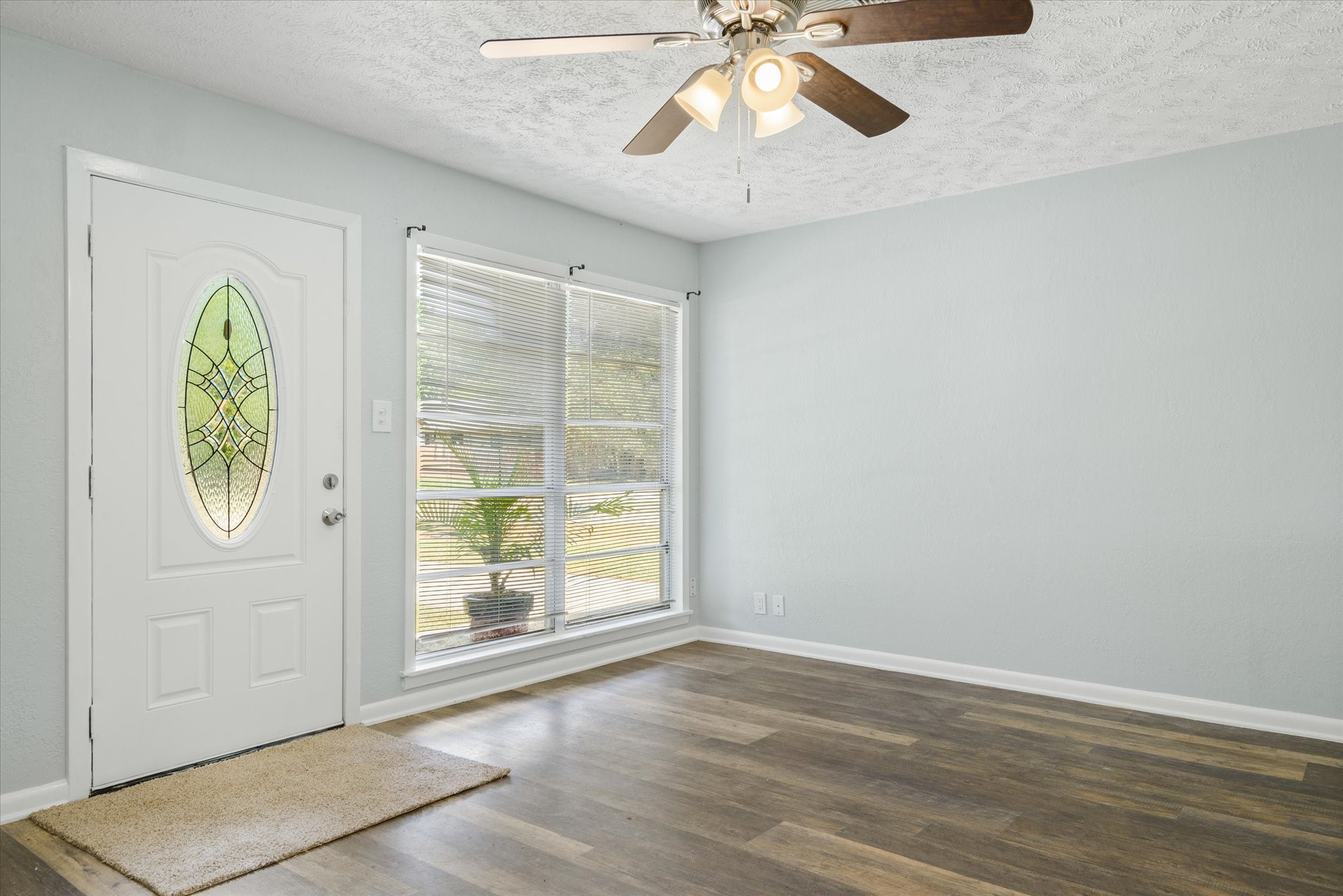 9802 Carmalee Street Property Photo 9