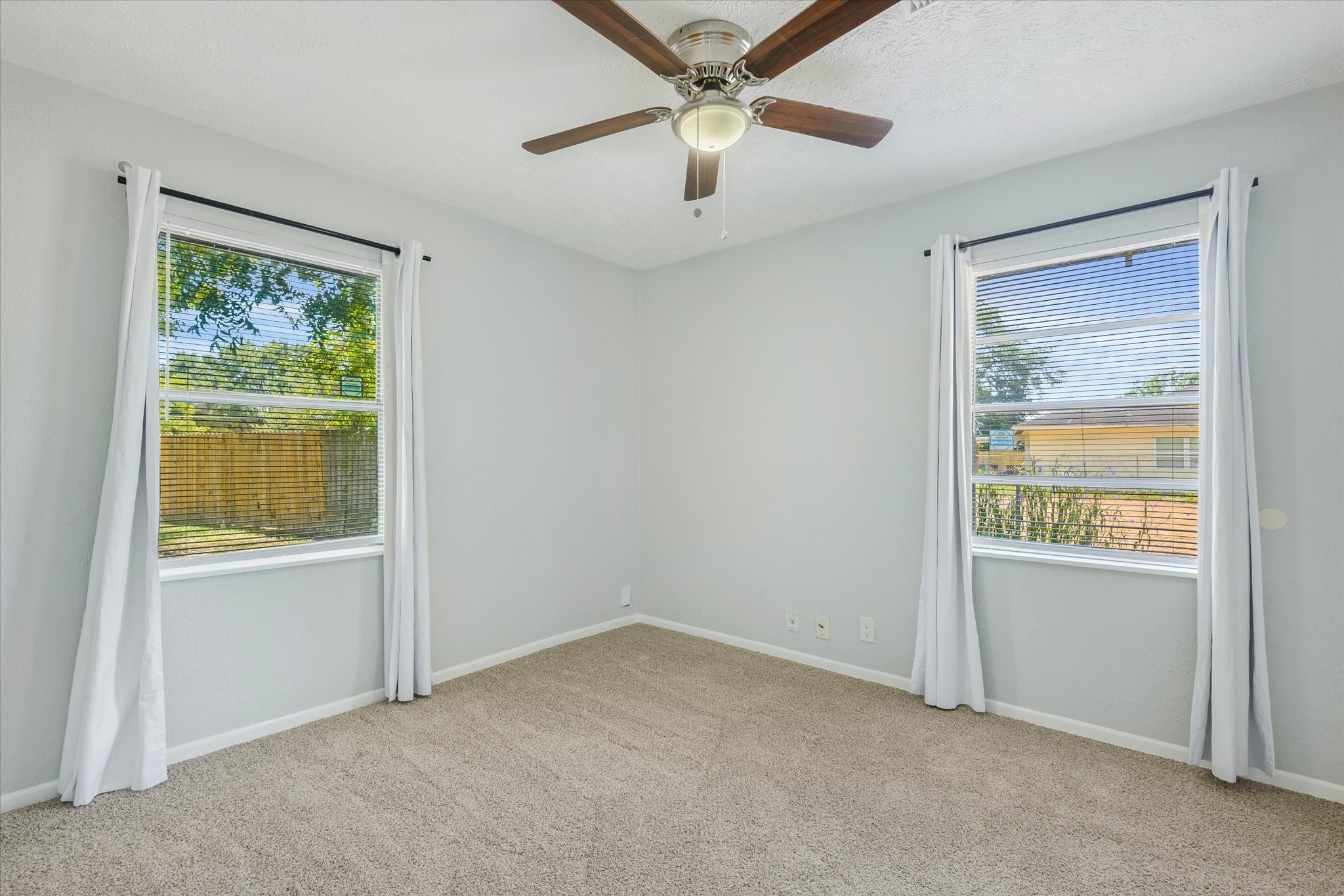 9802 Carmalee Street Property Photo 13