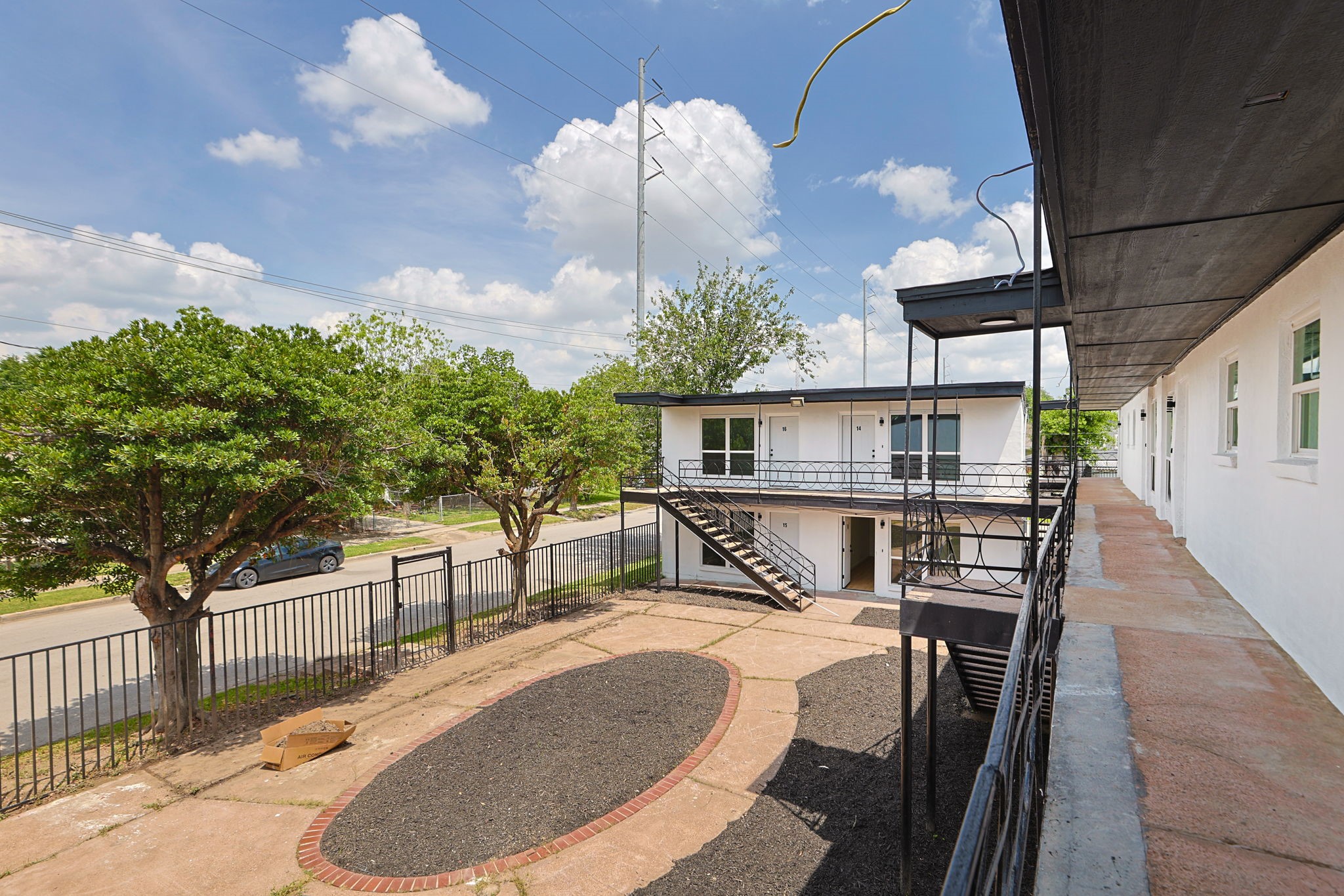 6840 Fairway Drive 3 Property Photo 6