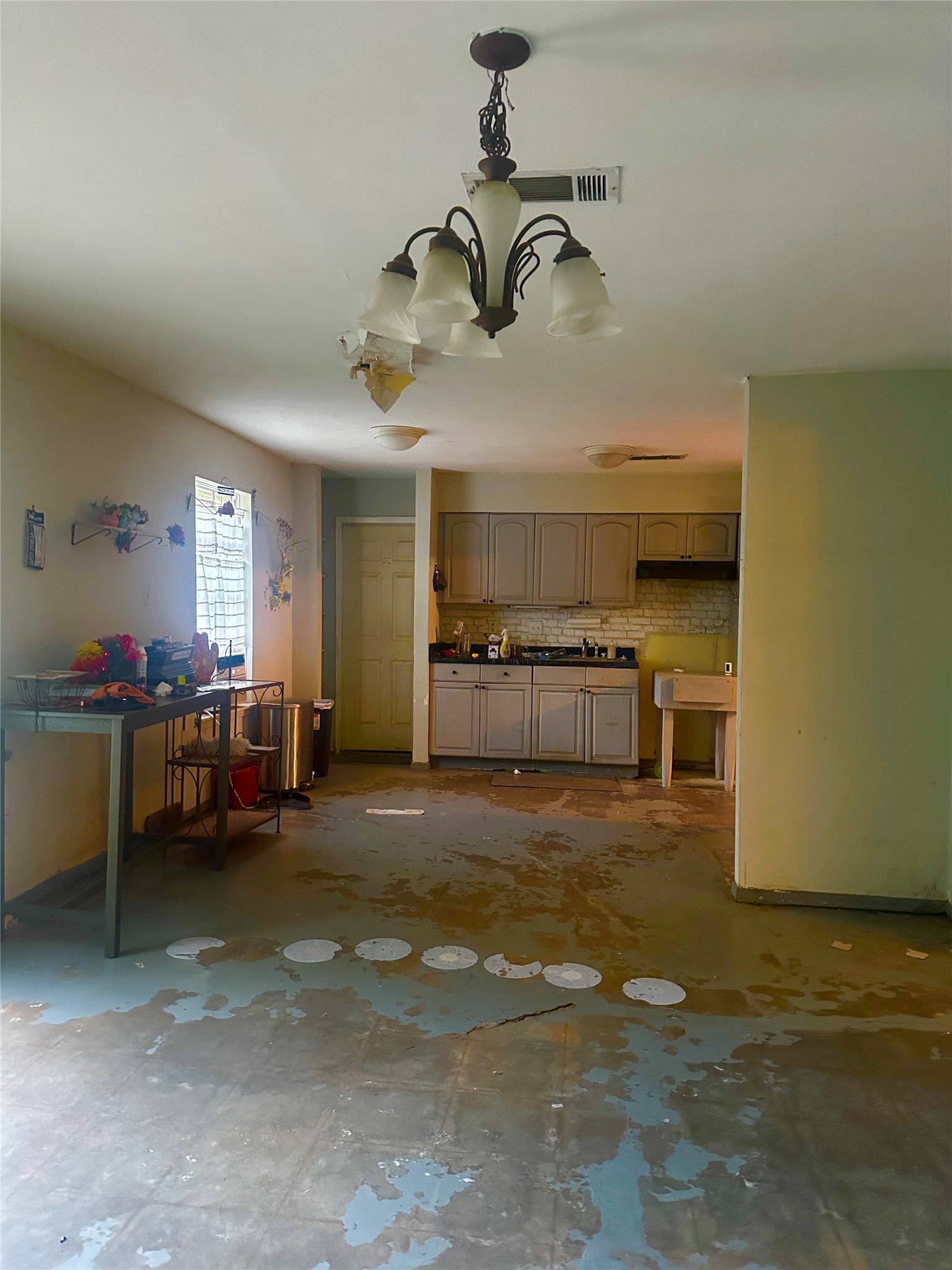 15815 Boridge Circle Property Photo 7