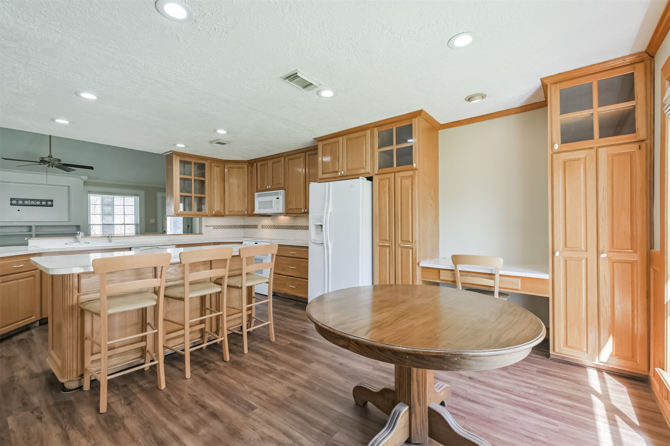 23227 Briarcreek Boulevard Property Photo 5