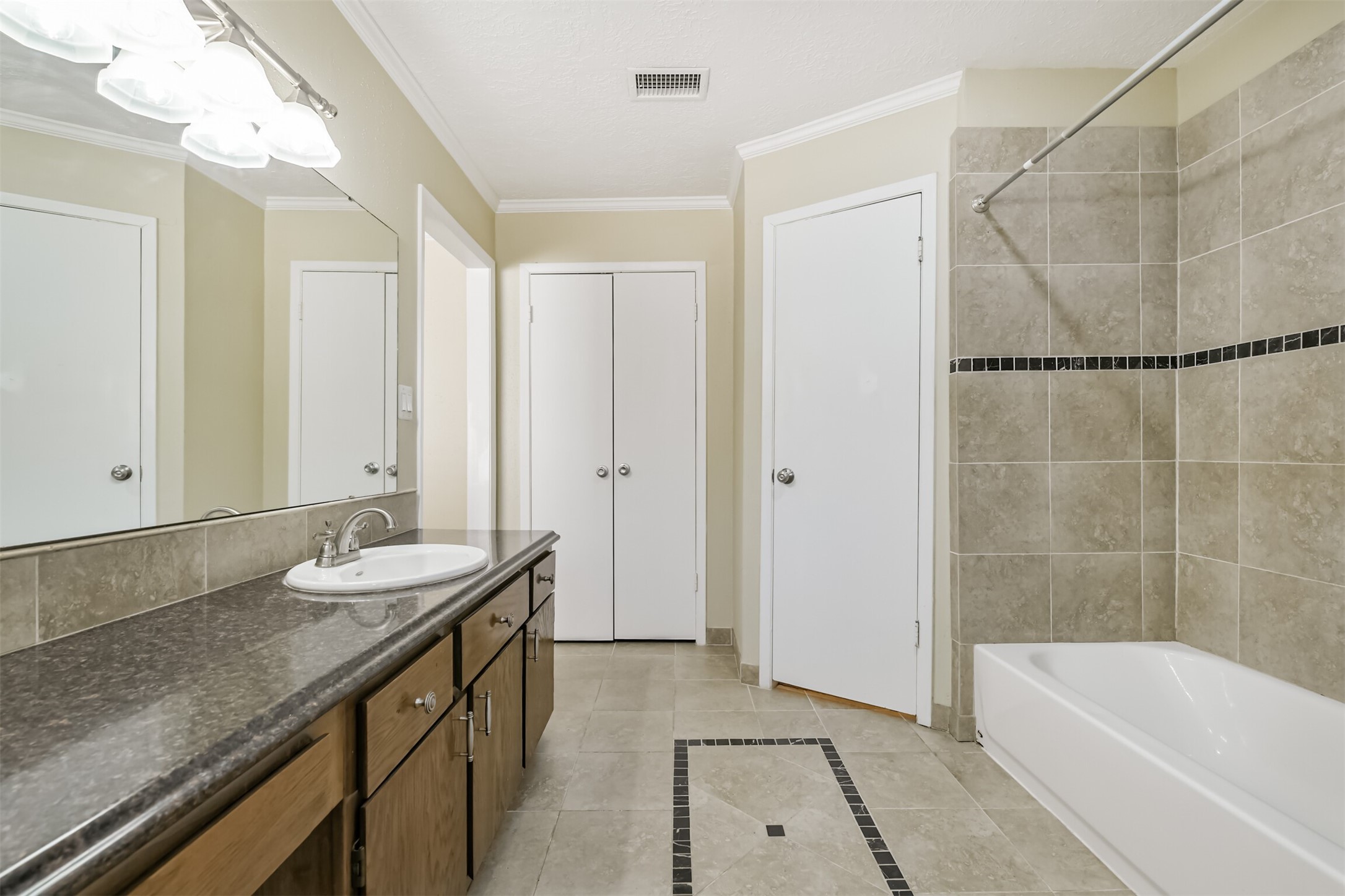 23227 Briarcreek Boulevard Property Photo 19