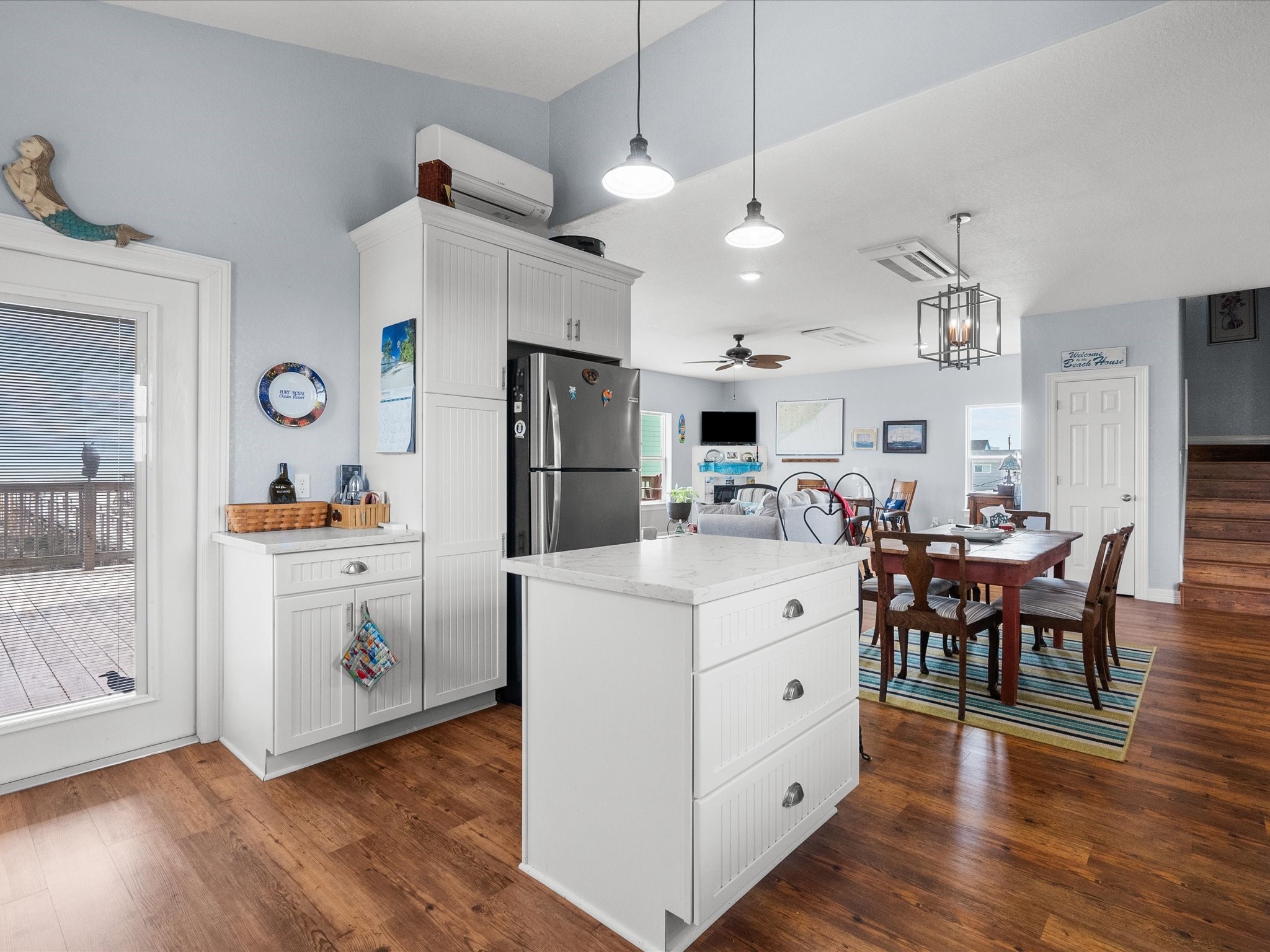 2032 Blue Water Highway Property Photo 11