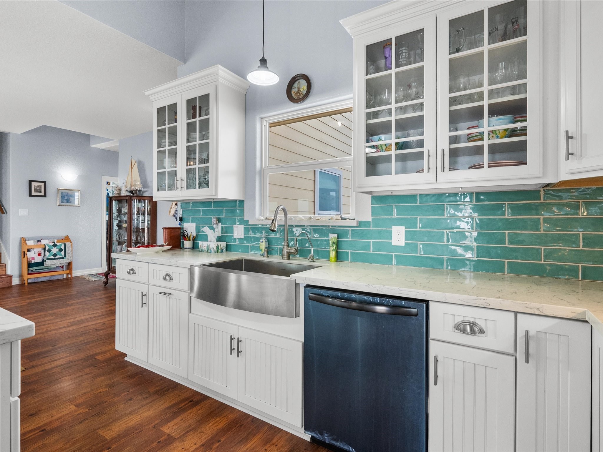 2032 Blue Water Highway Property Photo 13