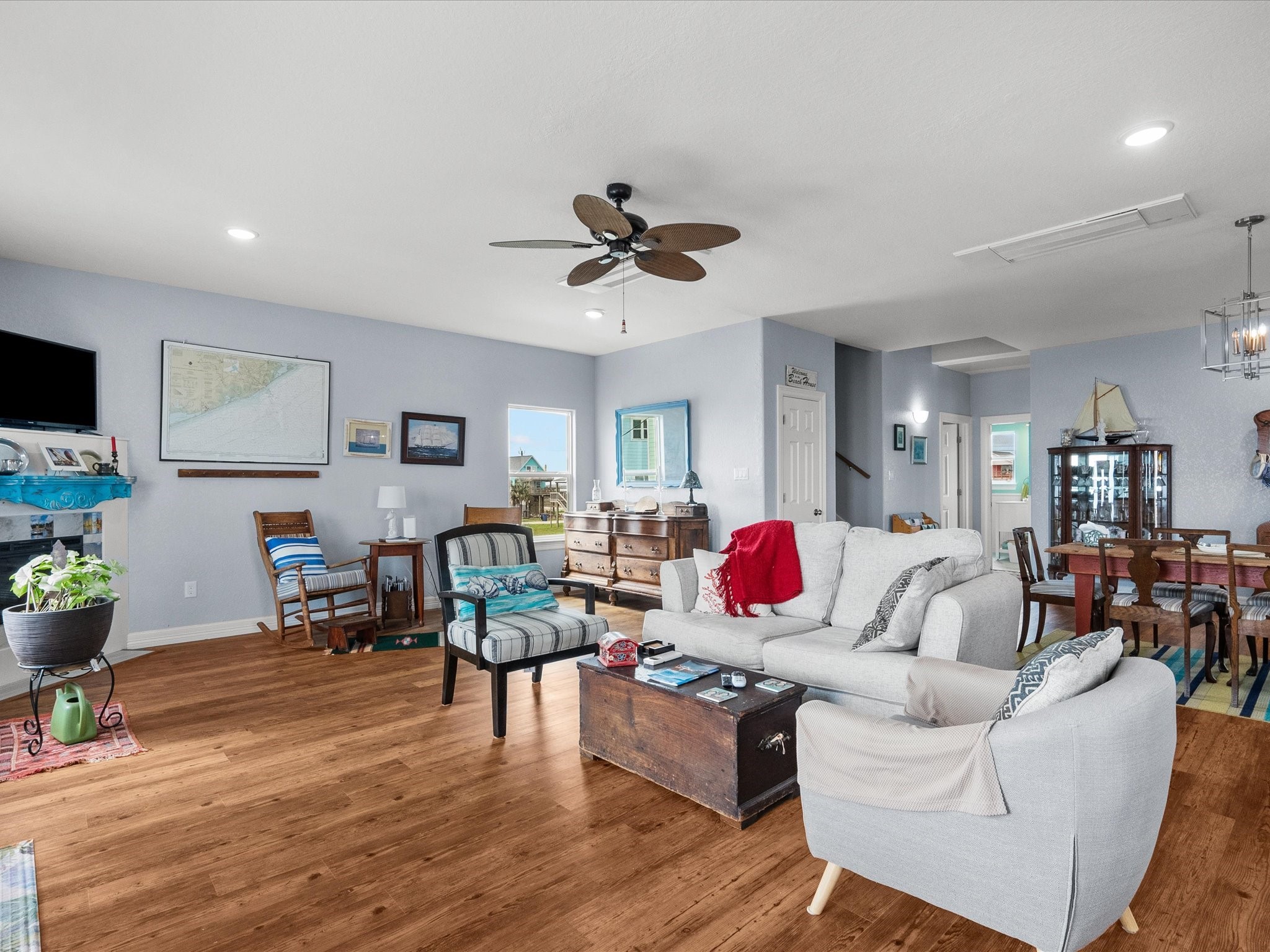 2032 Blue Water Highway Property Photo 15