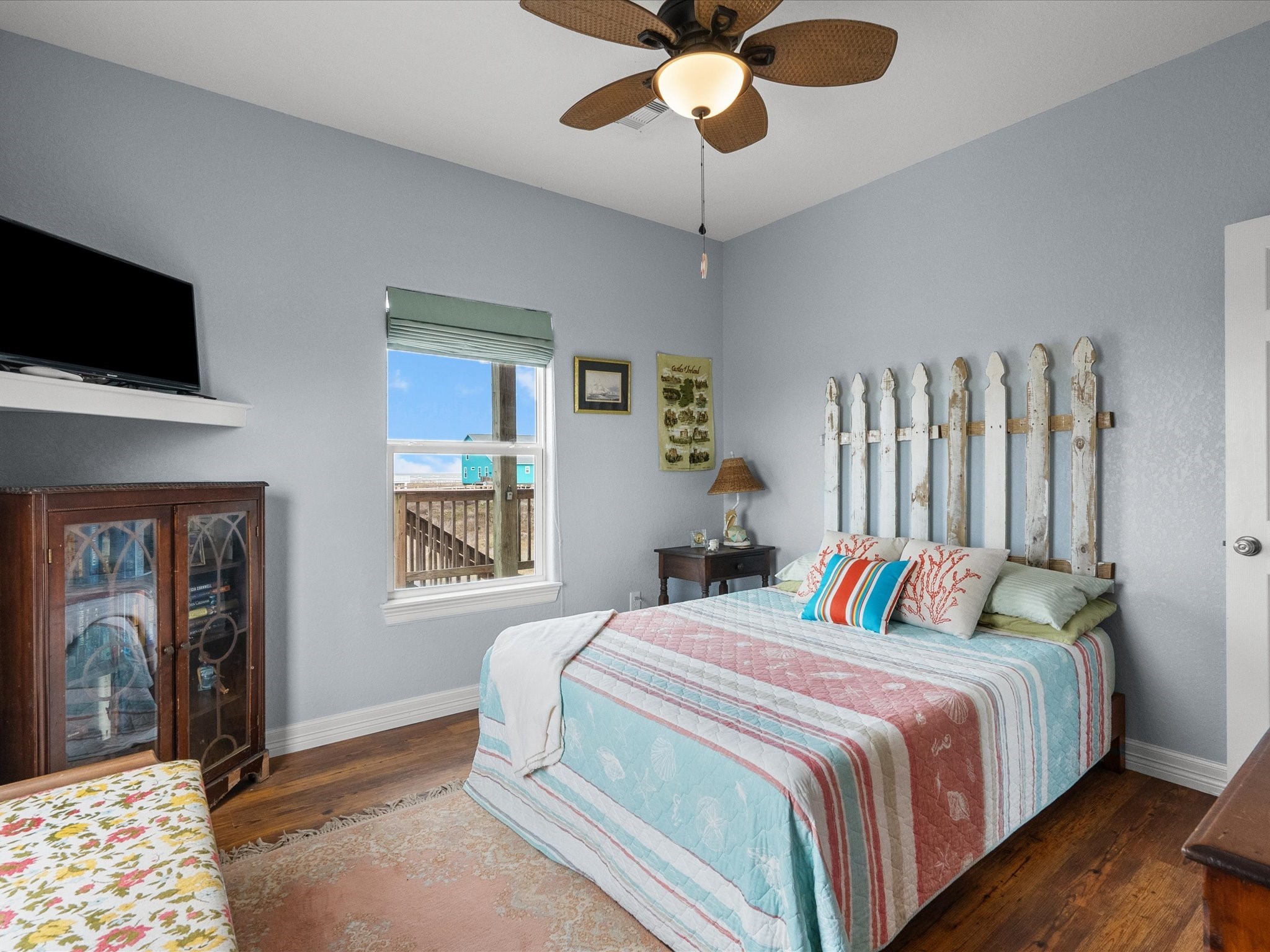 2032 Blue Water Highway Property Photo 20
