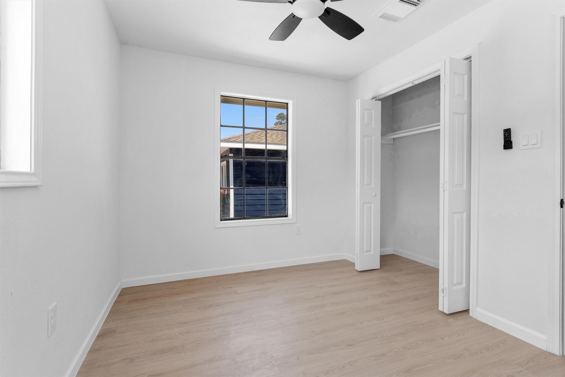 16016 Green Manor Drive C Property Photo 5