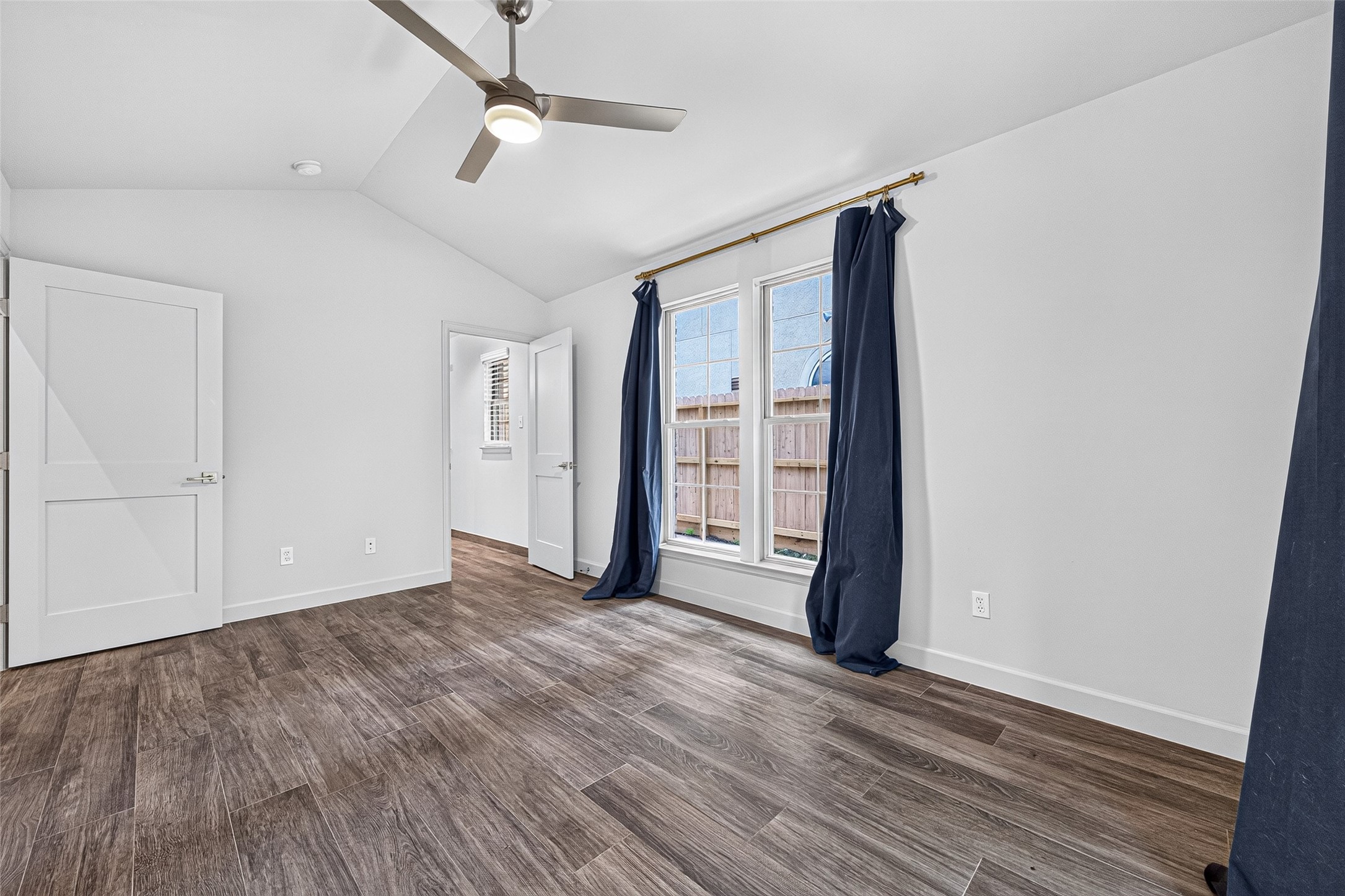 6441 Kirby Drive Property Photo 19