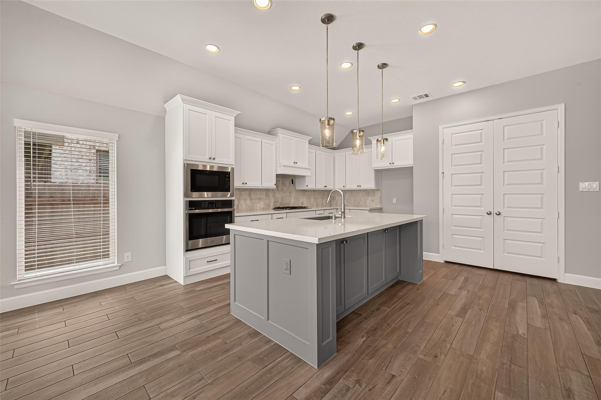 7614 Zinnia Blossom Lane Property Photo 15