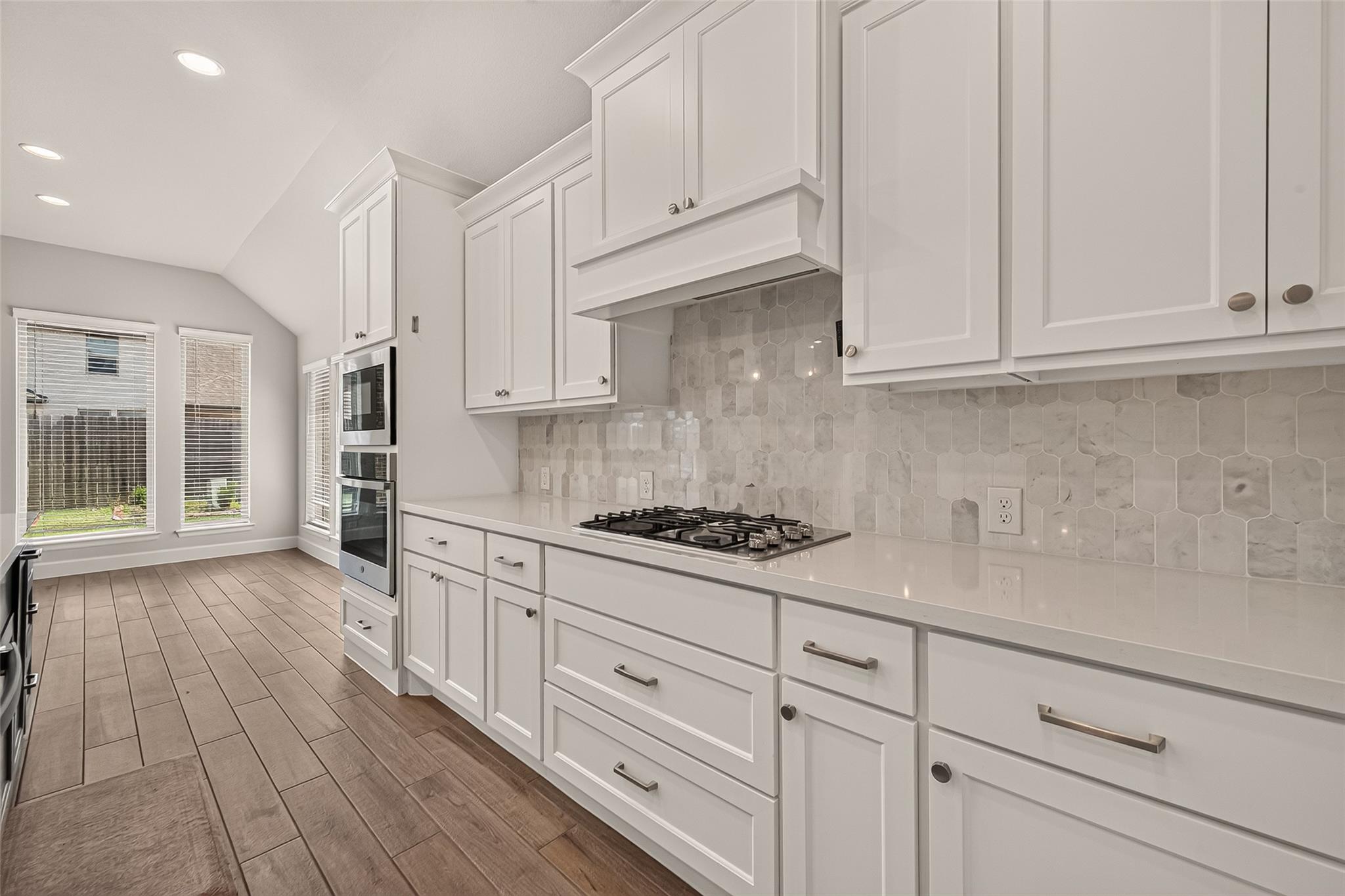 7614 Zinnia Blossom Lane Property Photo 17
