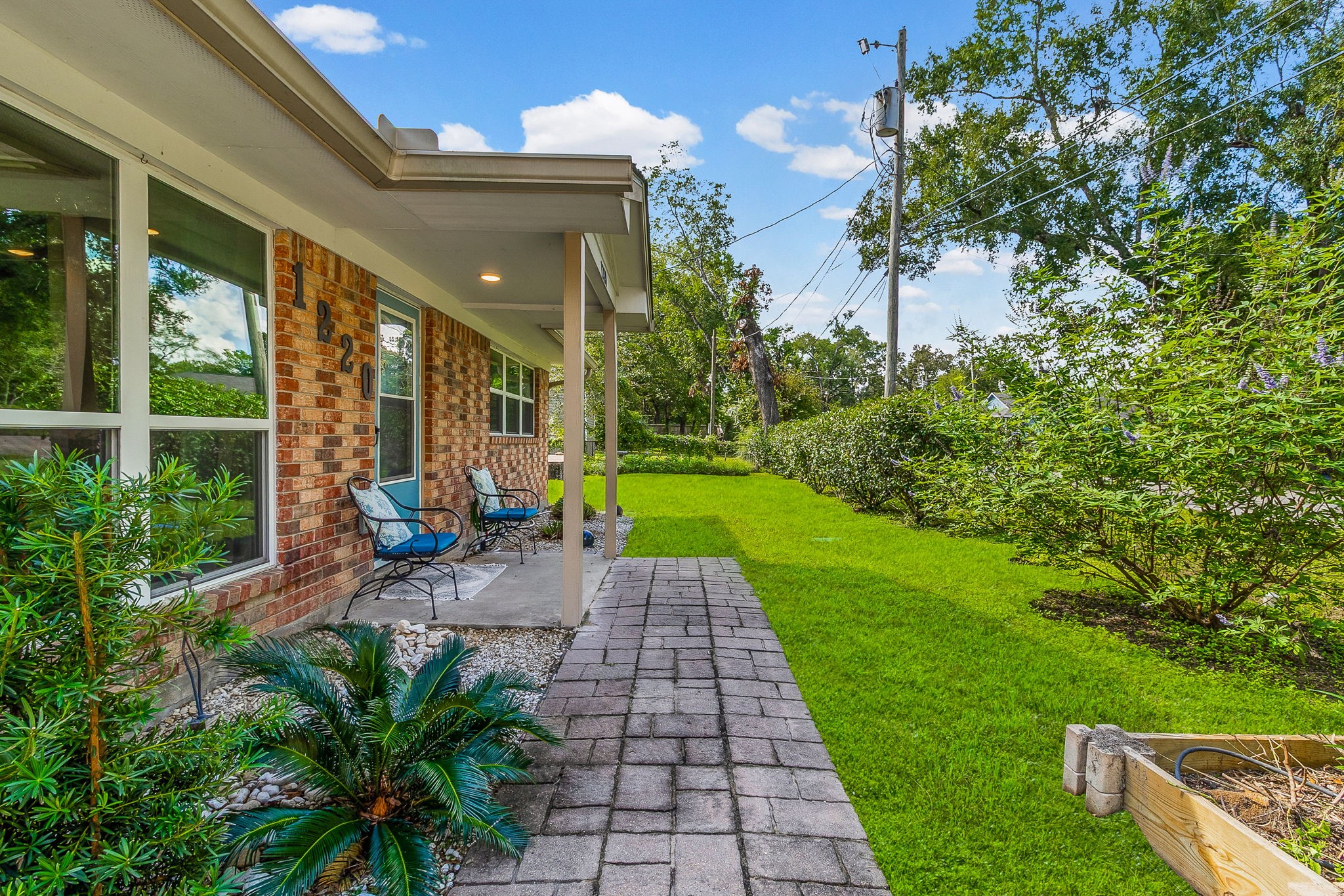 1220 Bluebird Avenue Property Photo 1