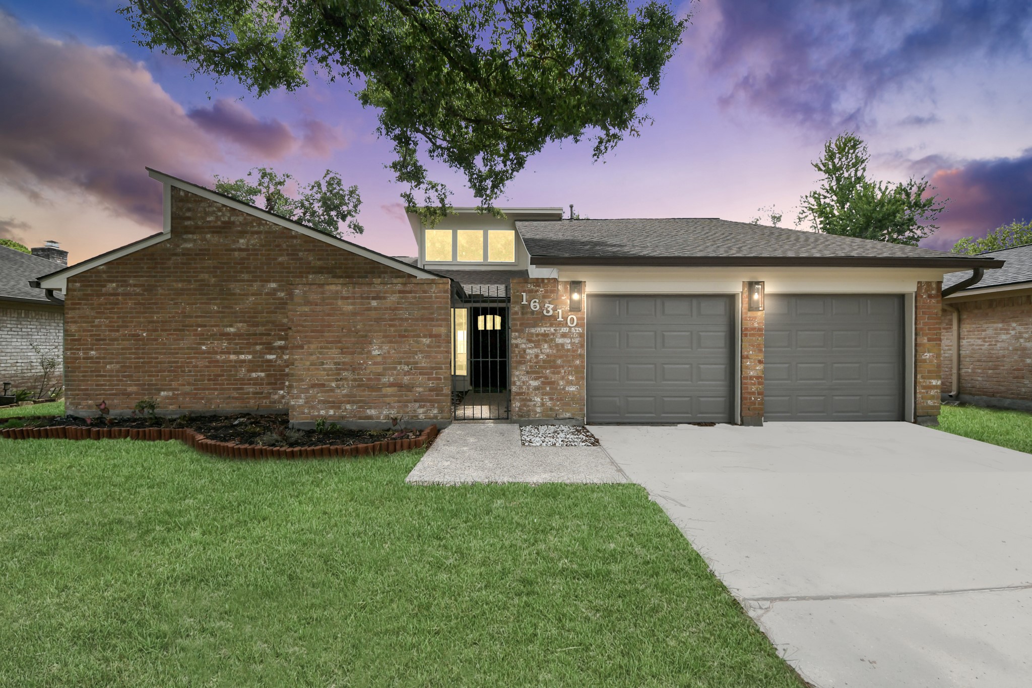 16310 Havenhurst Drive Property Photo 1