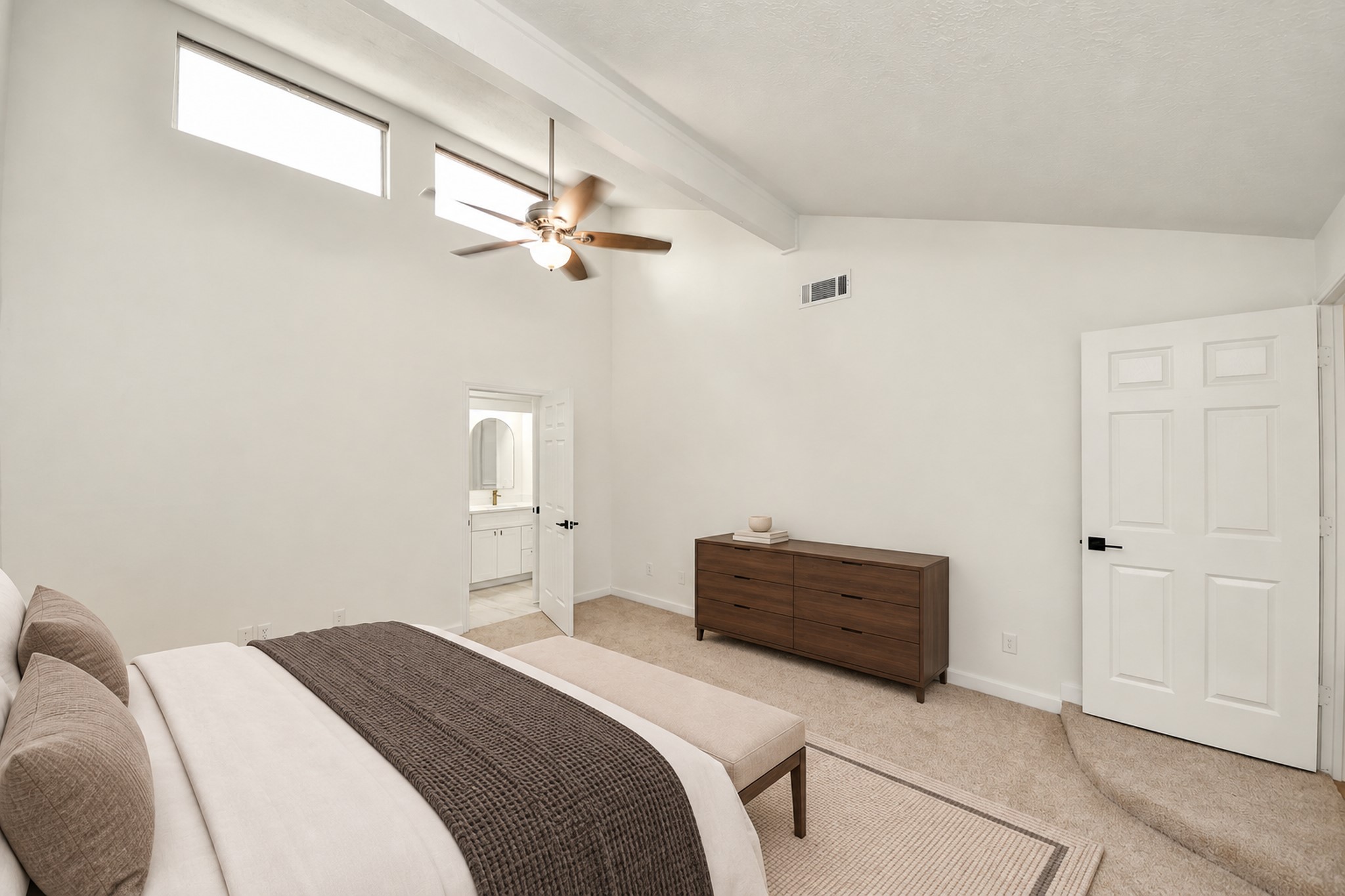 16310 Havenhurst Drive Property Photo 23