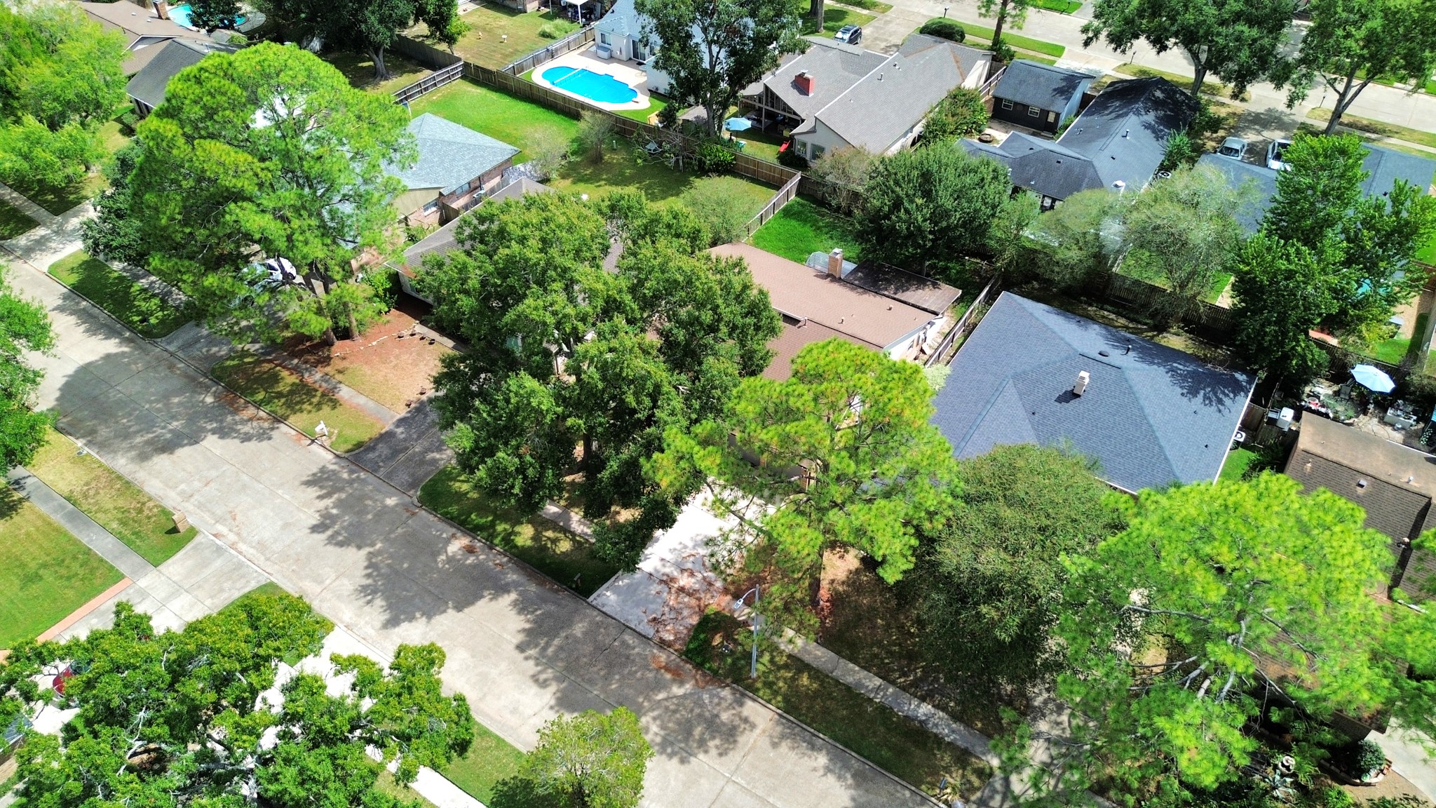 16310 Havenhurst Drive Property Photo 43