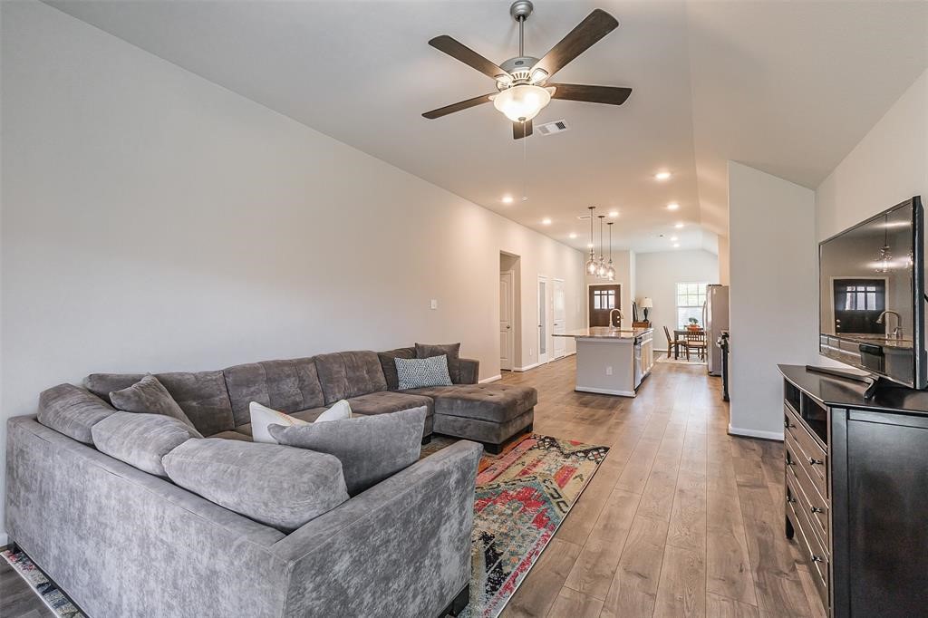 14930 Cutleaf Lane Property Photo 6