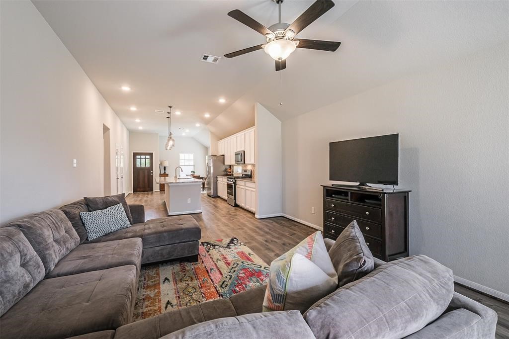 14930 Cutleaf Lane Property Photo 7