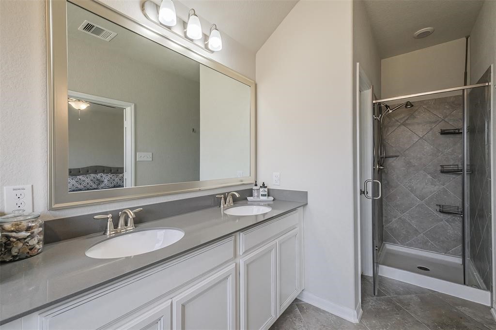 14930 Cutleaf Lane Property Photo 10