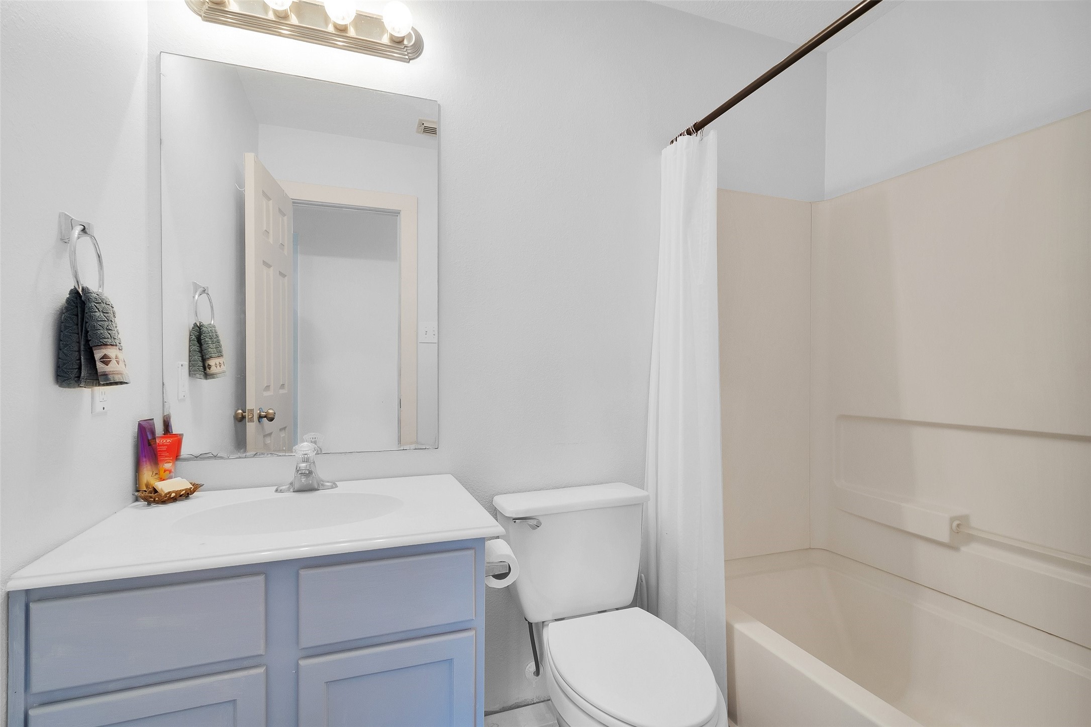 13736 Bighorn Trail Property Photo 21