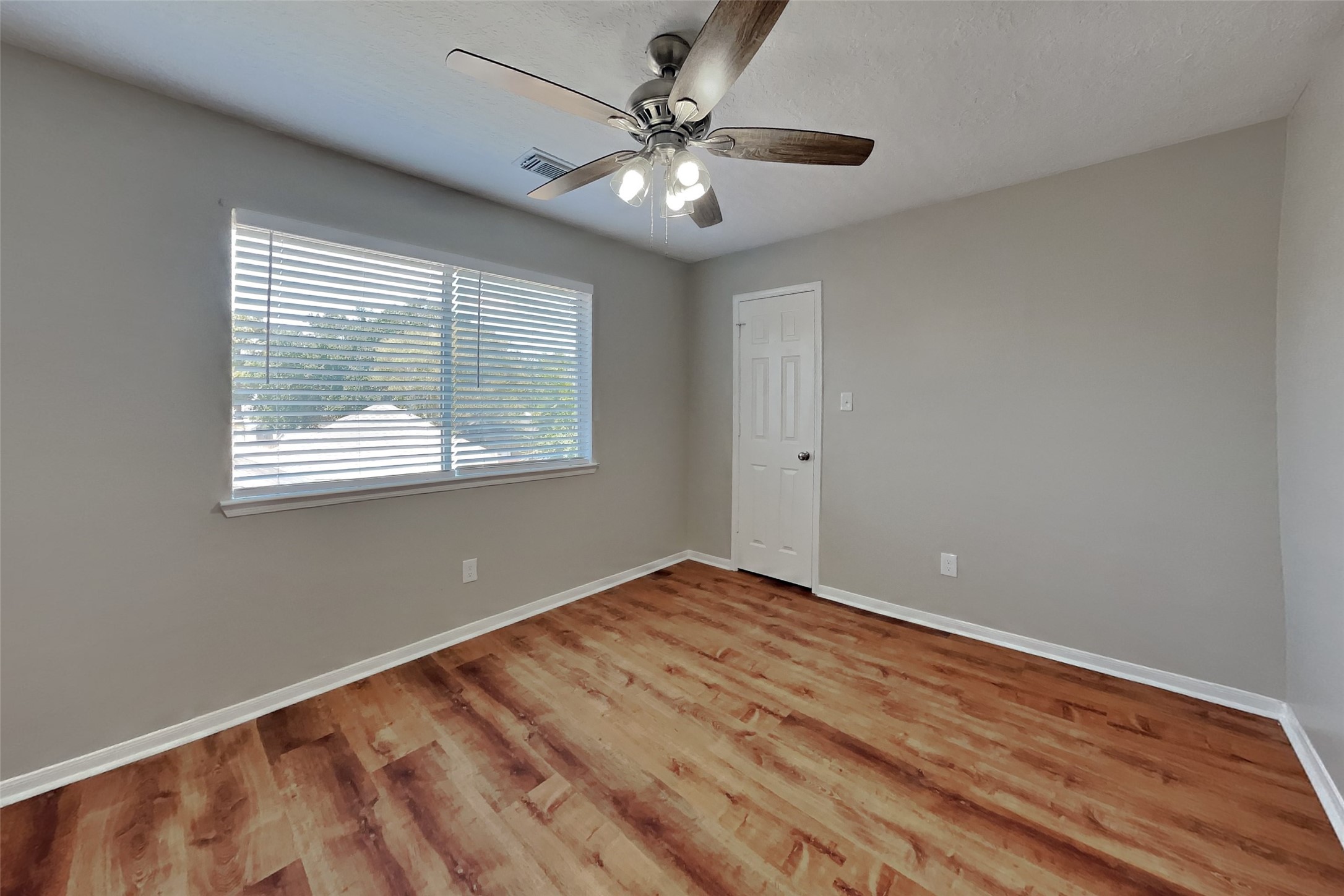 6231 Cotton Field Lane Property Photo 14