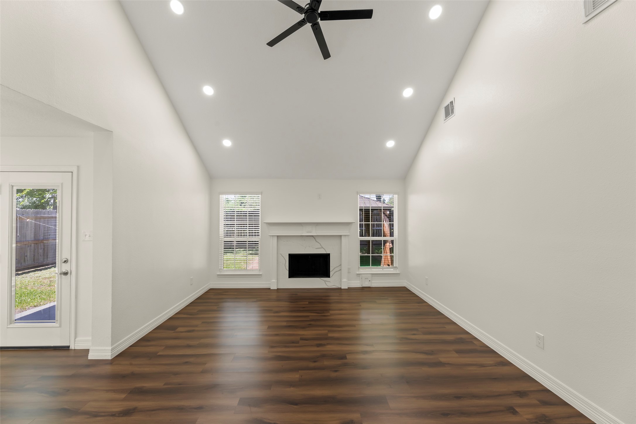 15006 Sapling Oak Court Property Photo 5