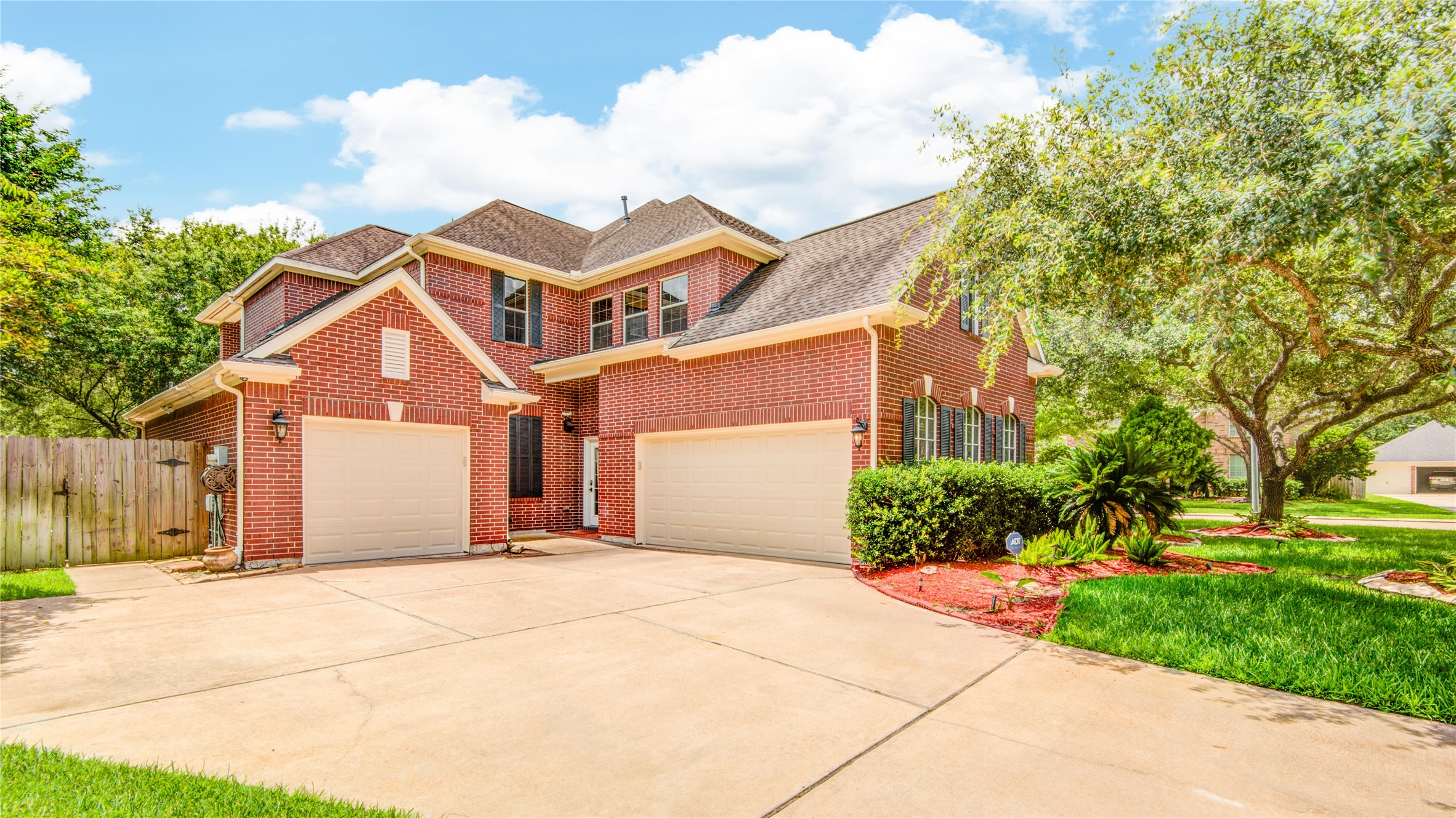 22315 Claysprings Lane Property Photo 1