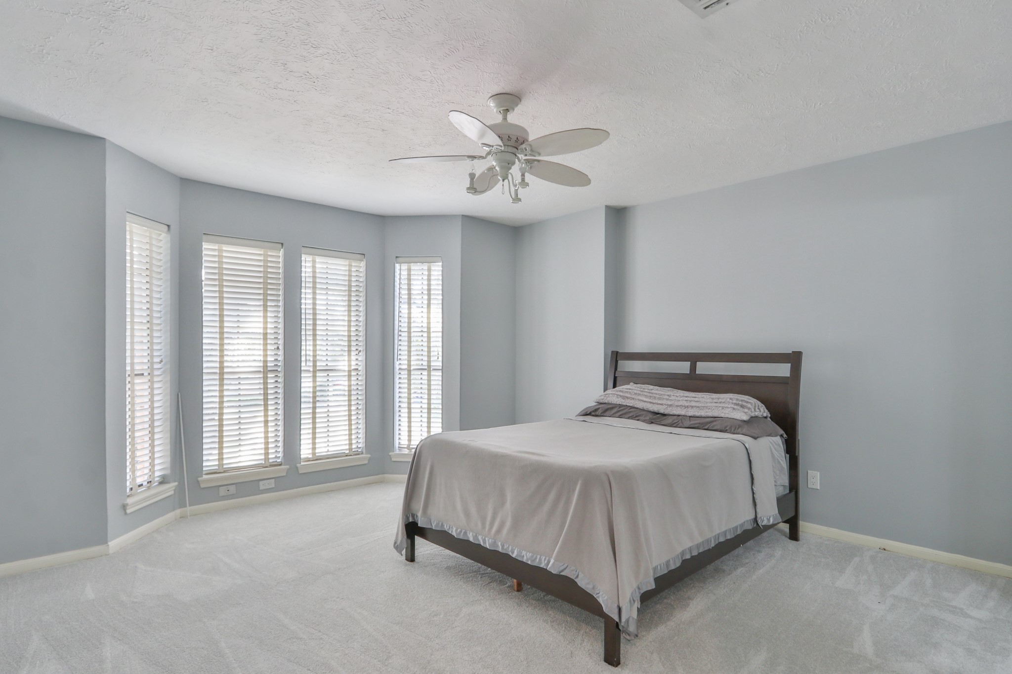 11926 Carriage Hill Drive Property Photo 21