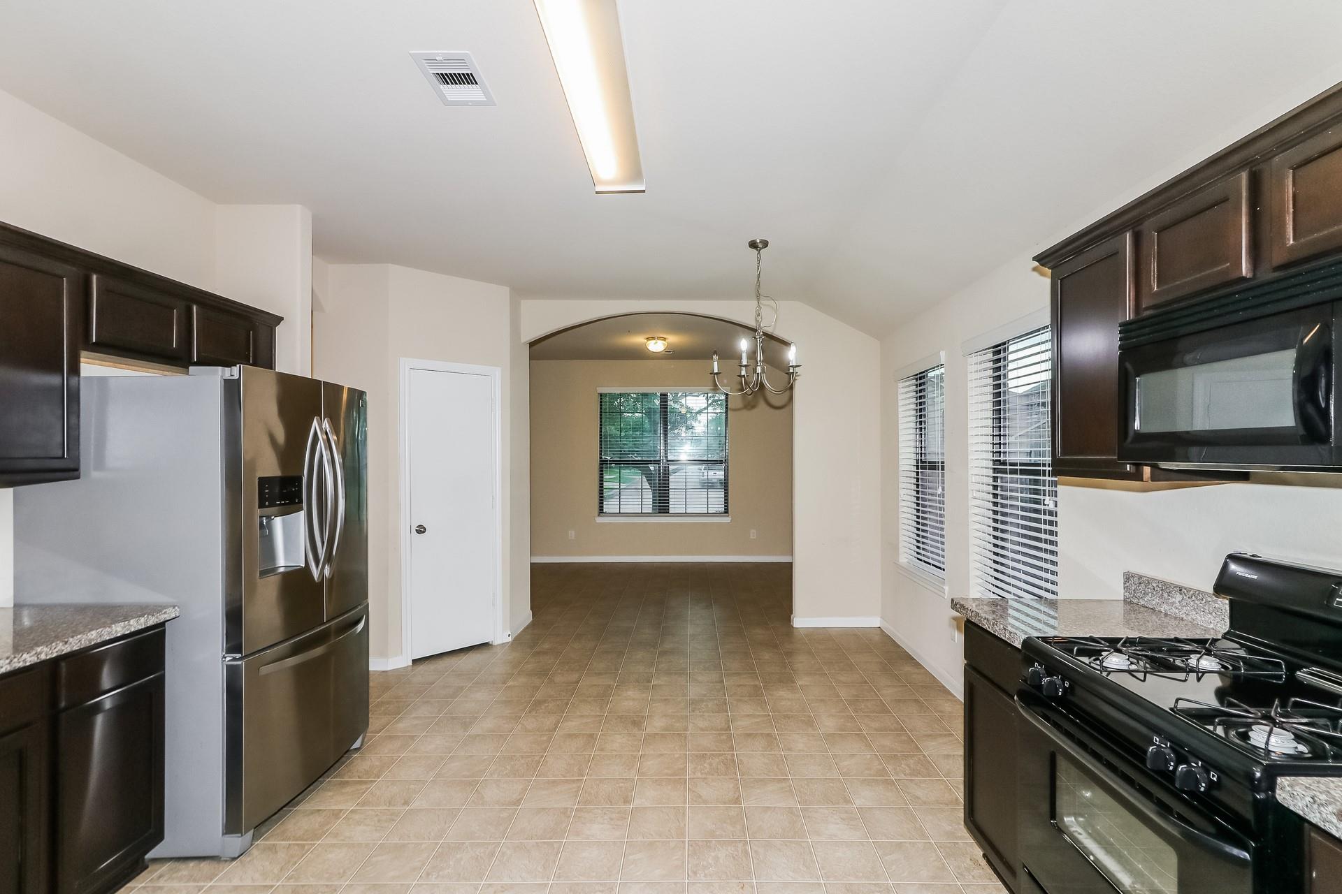 429 De Coster Boulevard Property Photo 5
