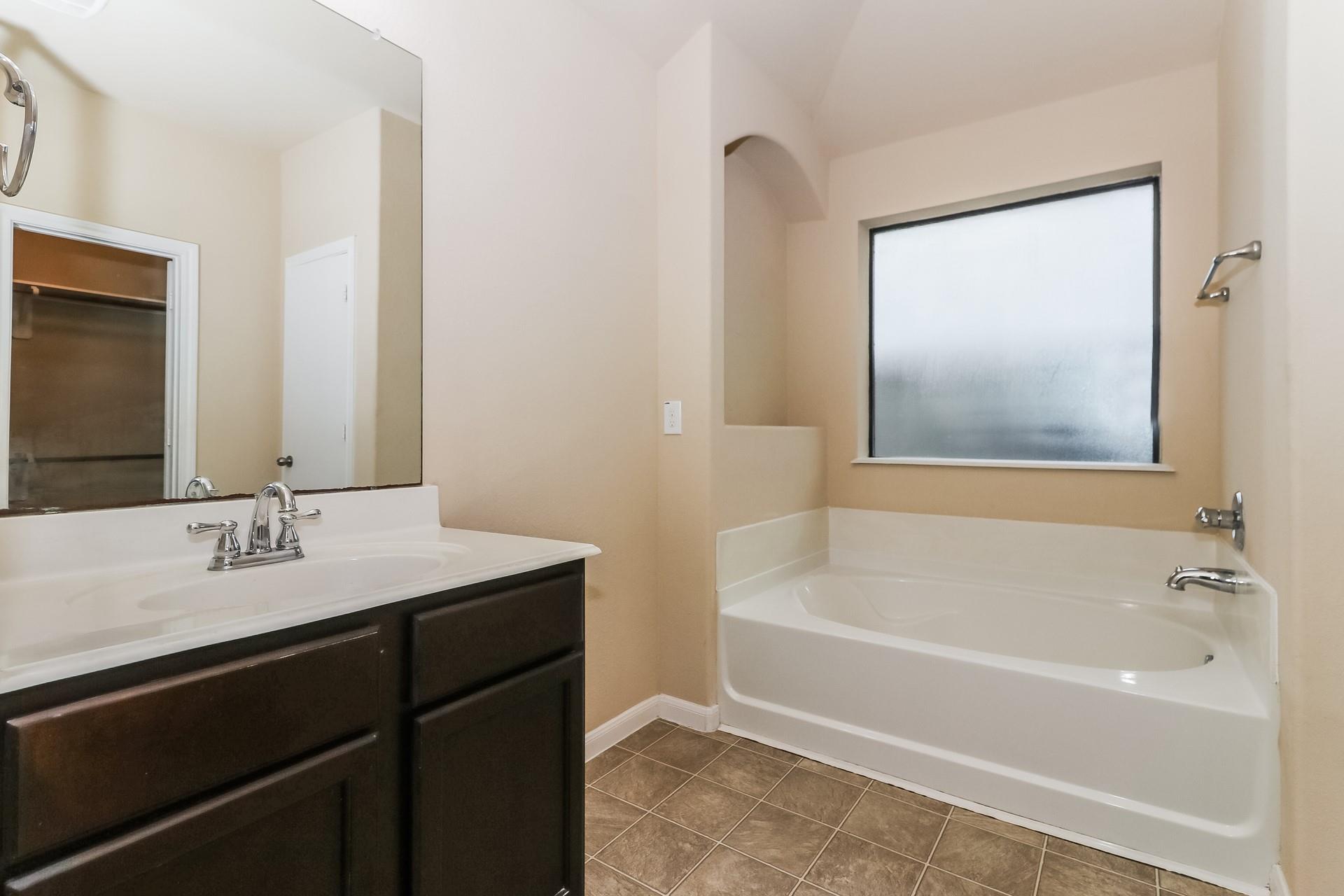 429 De Coster Boulevard Property Photo 13