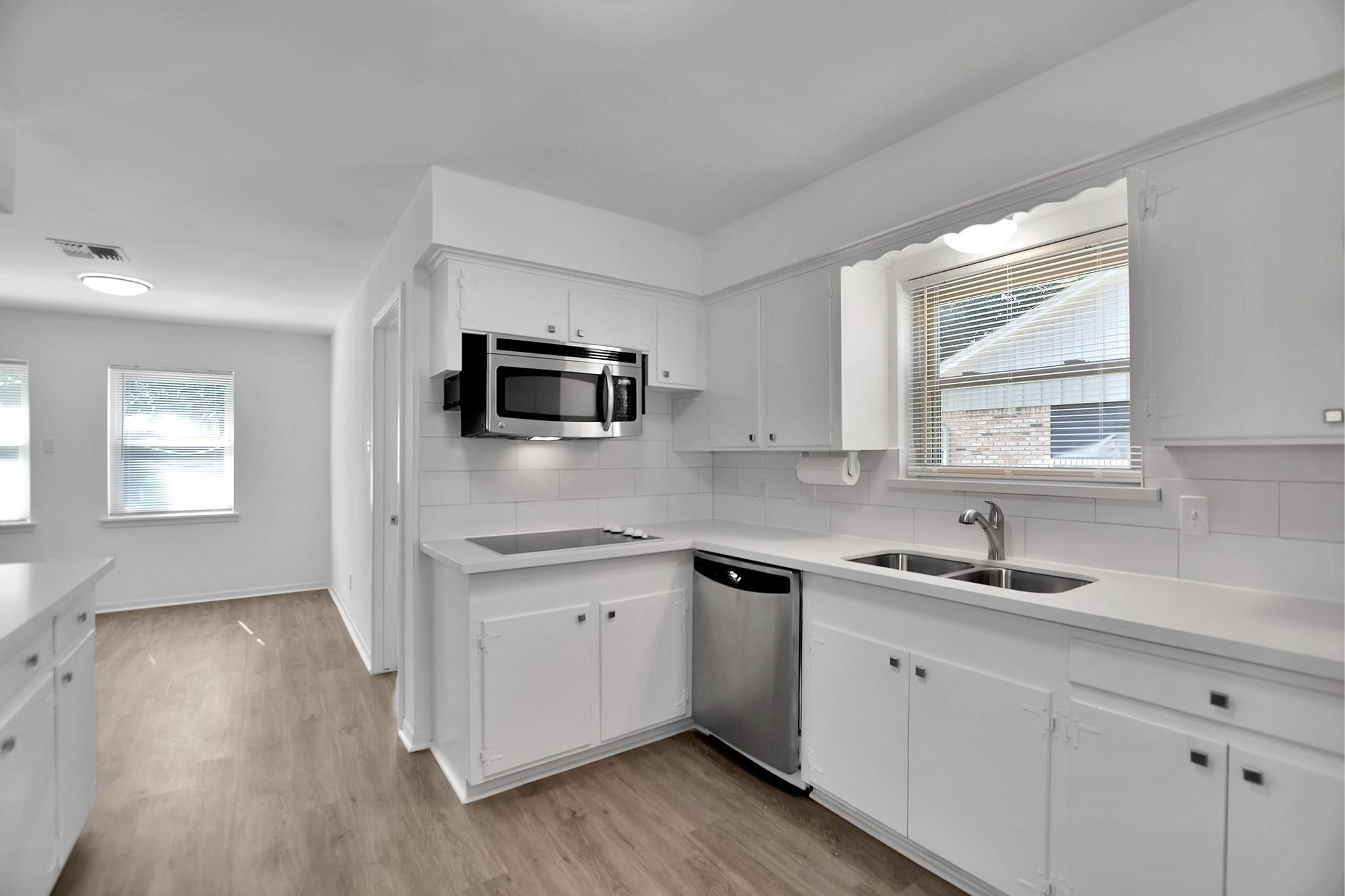 10513 Moorberry Lane Property Photo 16