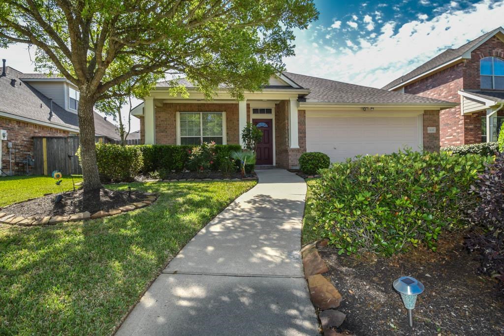 23231 Century Plant Drive Property Photo 2