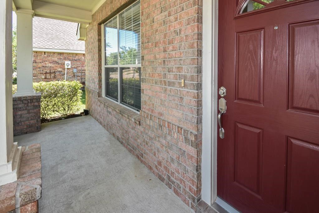 23231 Century Plant Drive Property Photo 4