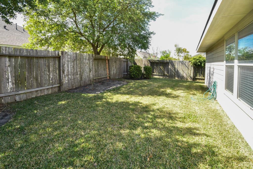 23231 Century Plant Drive Property Photo 6