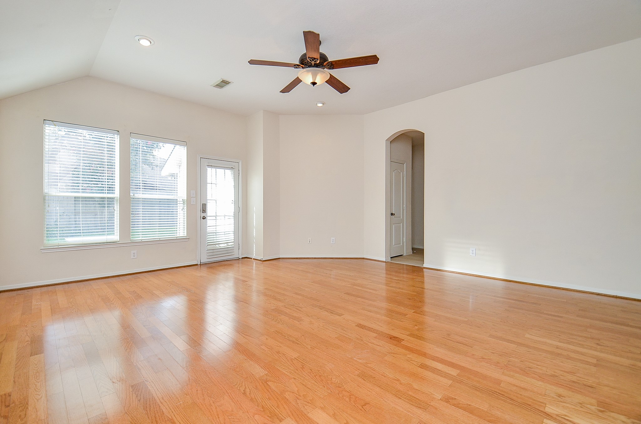 23231 Century Plant Drive Property Photo 30