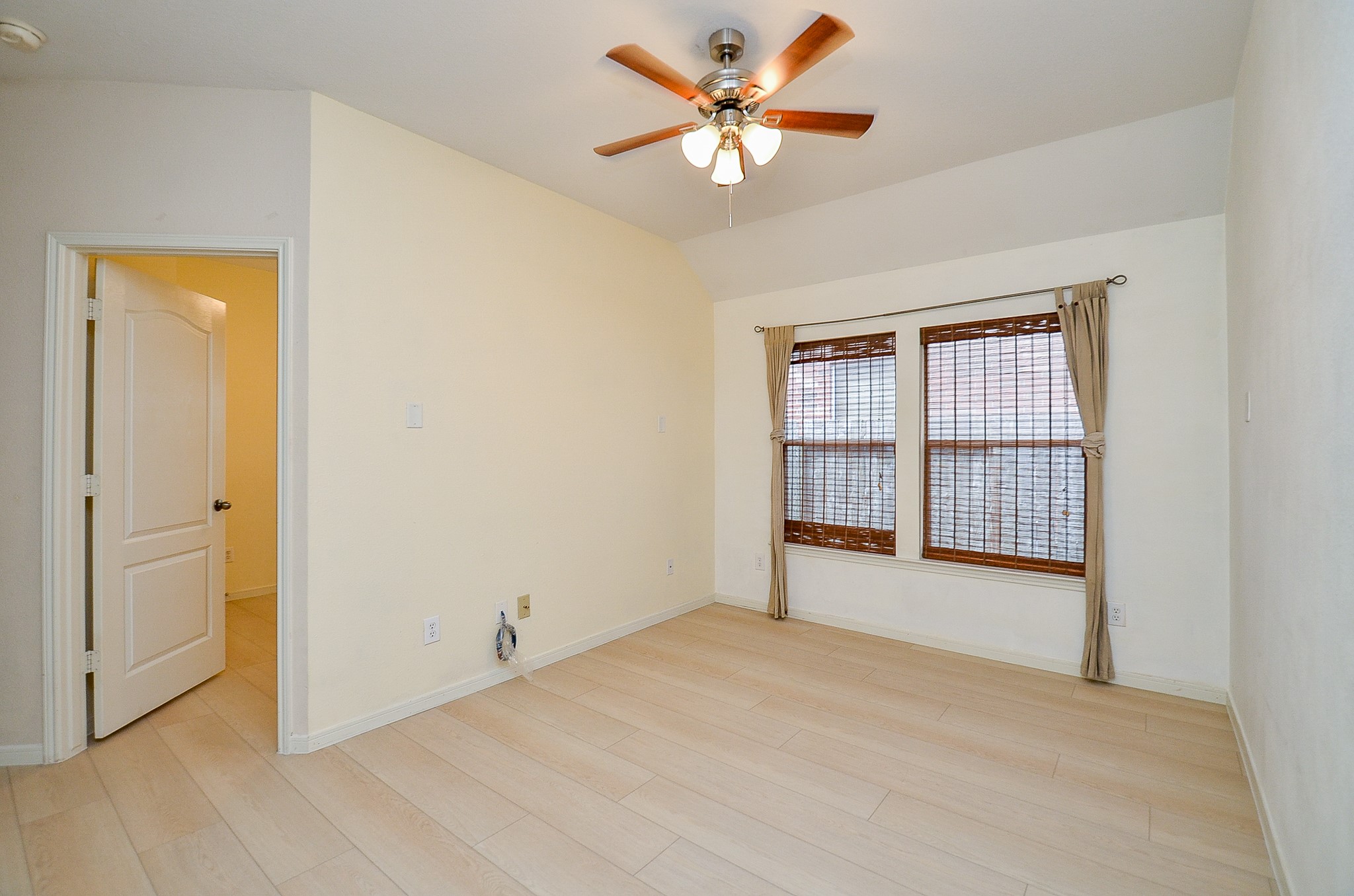 23231 Century Plant Drive Property Photo 35