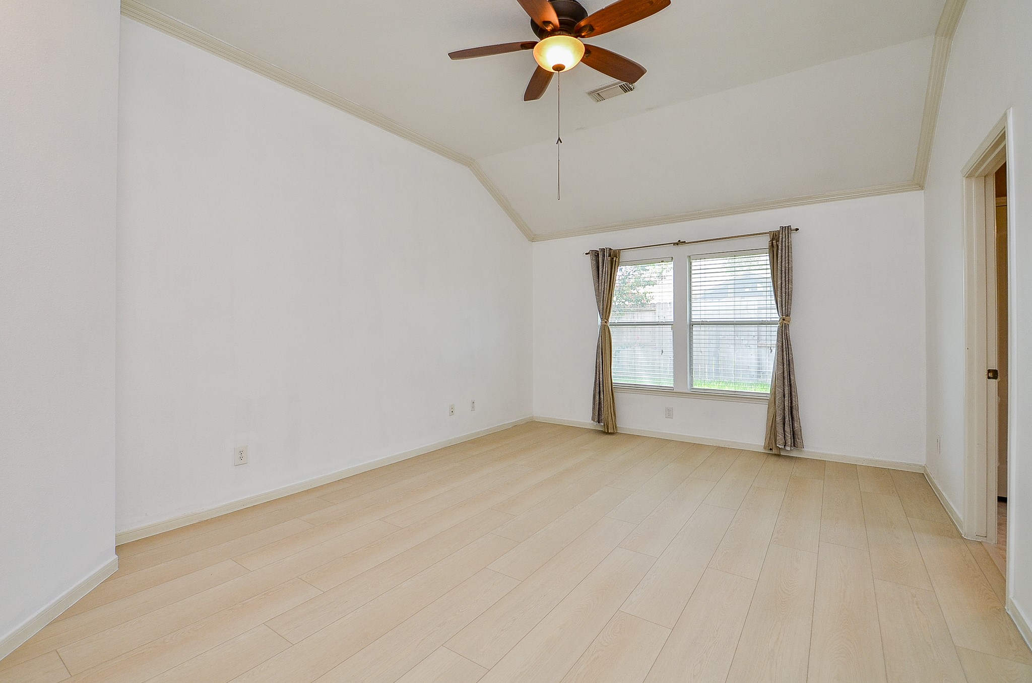 23231 Century Plant Drive Property Photo 39