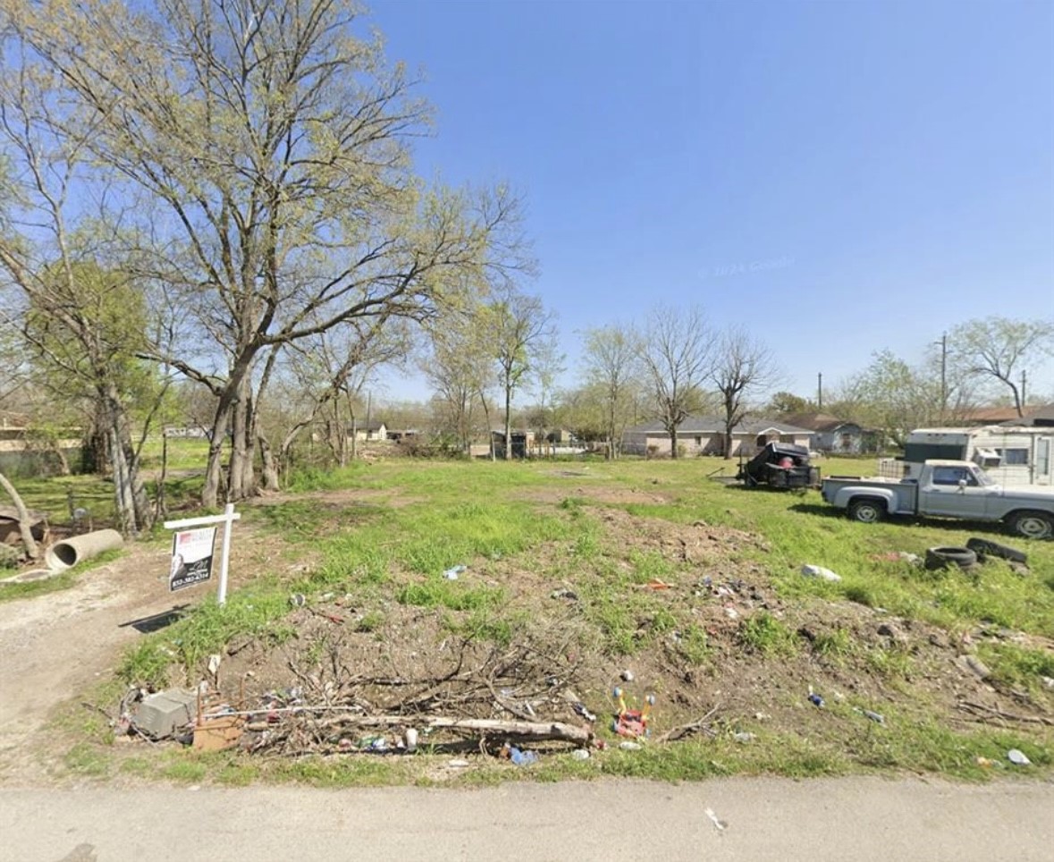 000 Delaware Street Property Photo 1