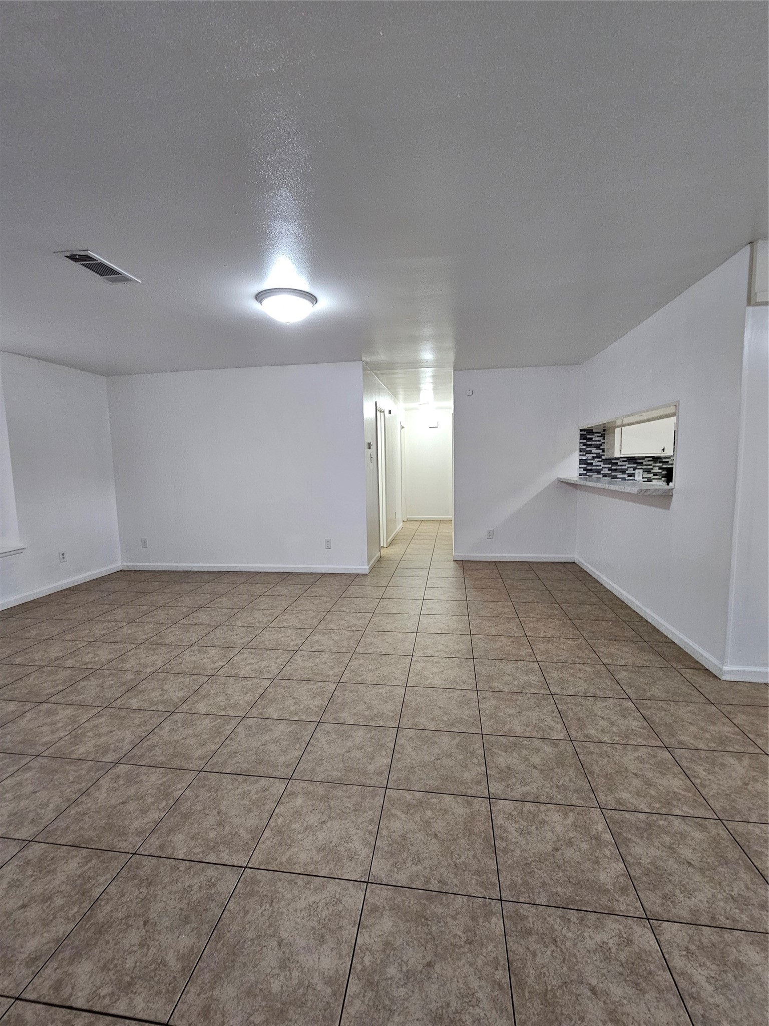 207 Shadow Oaks Drive Property Photo 11