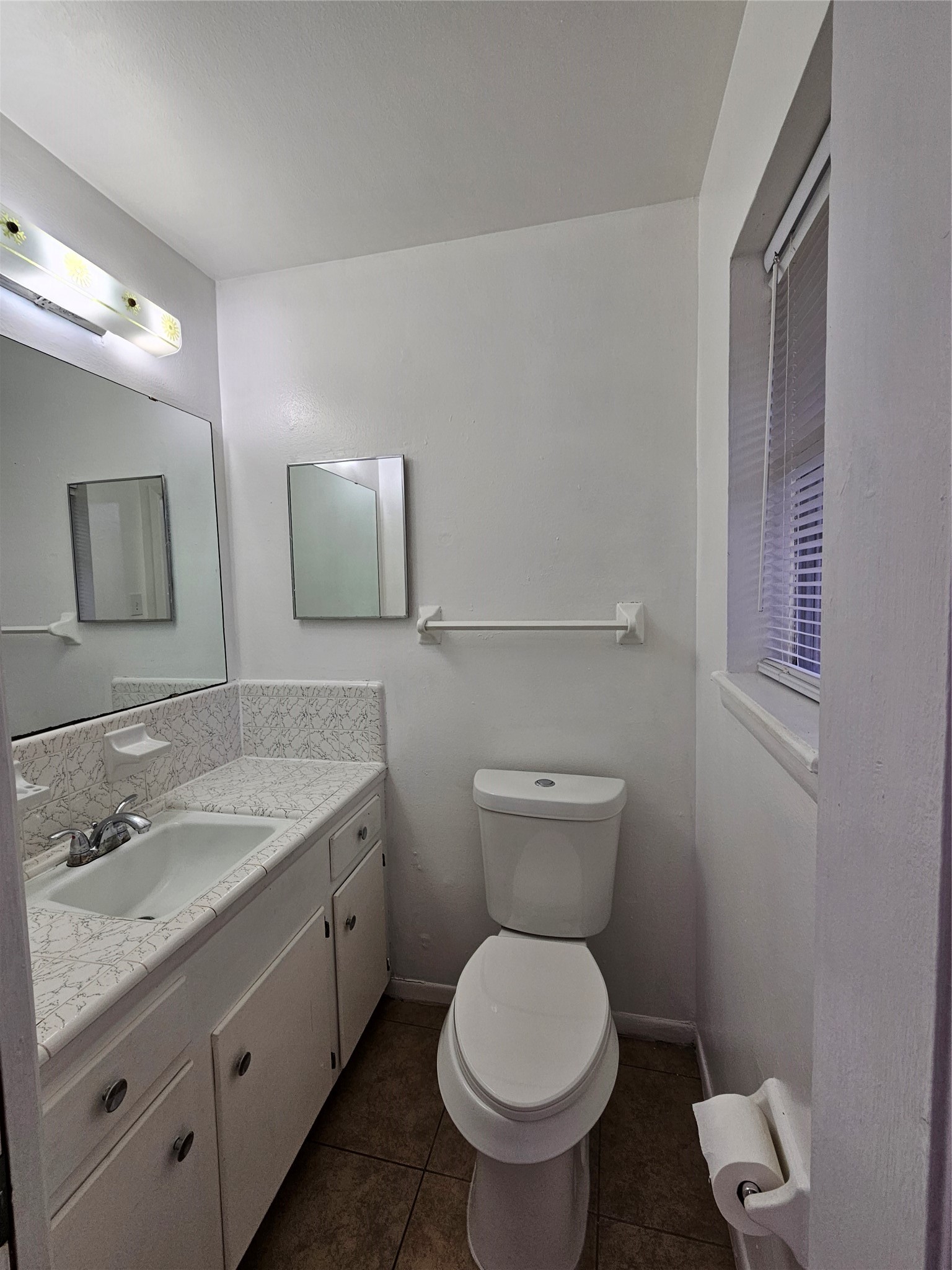 207 Shadow Oaks Drive Property Photo 26