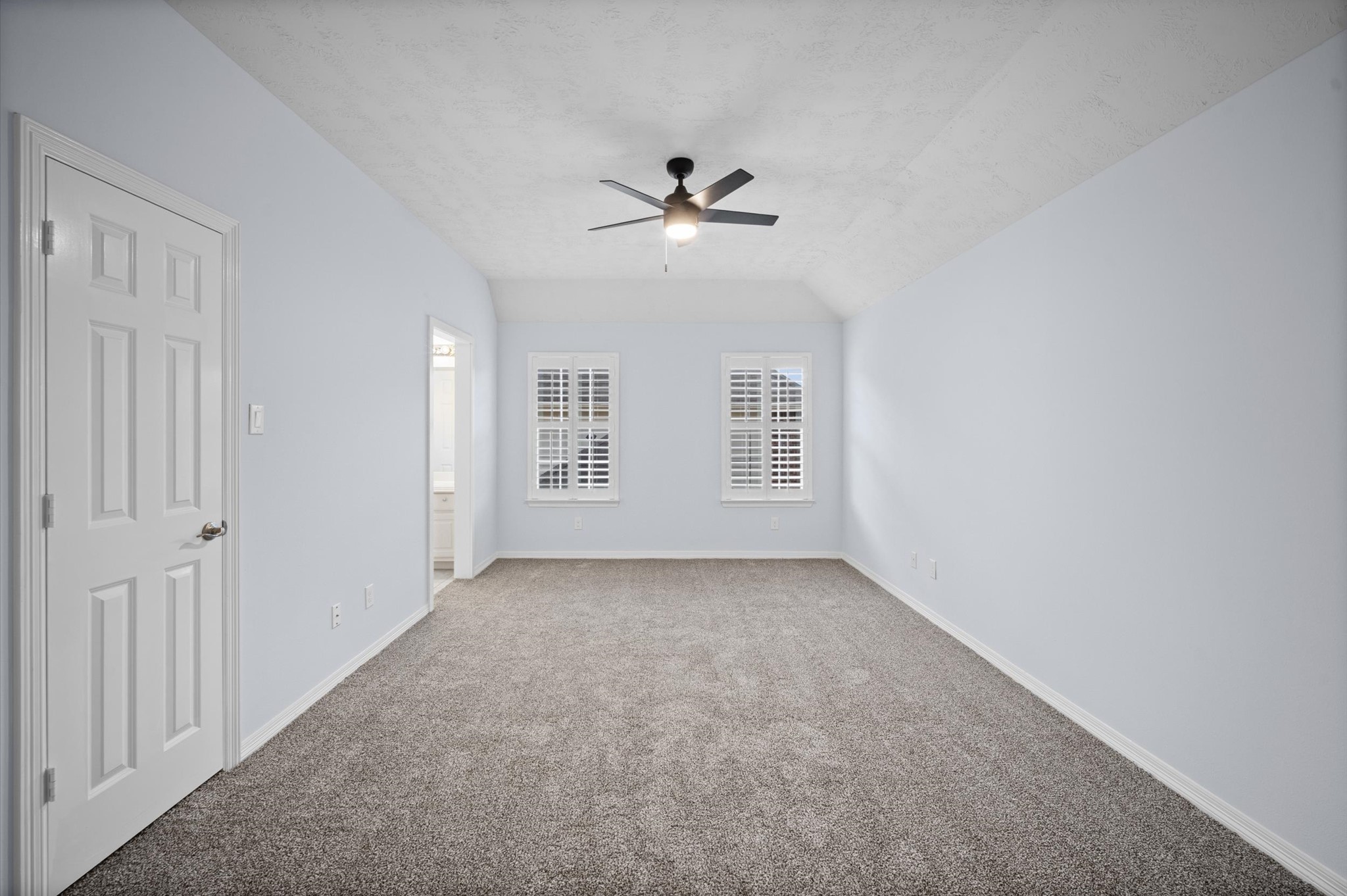 5510 Darschelle Drive Property Photo 36