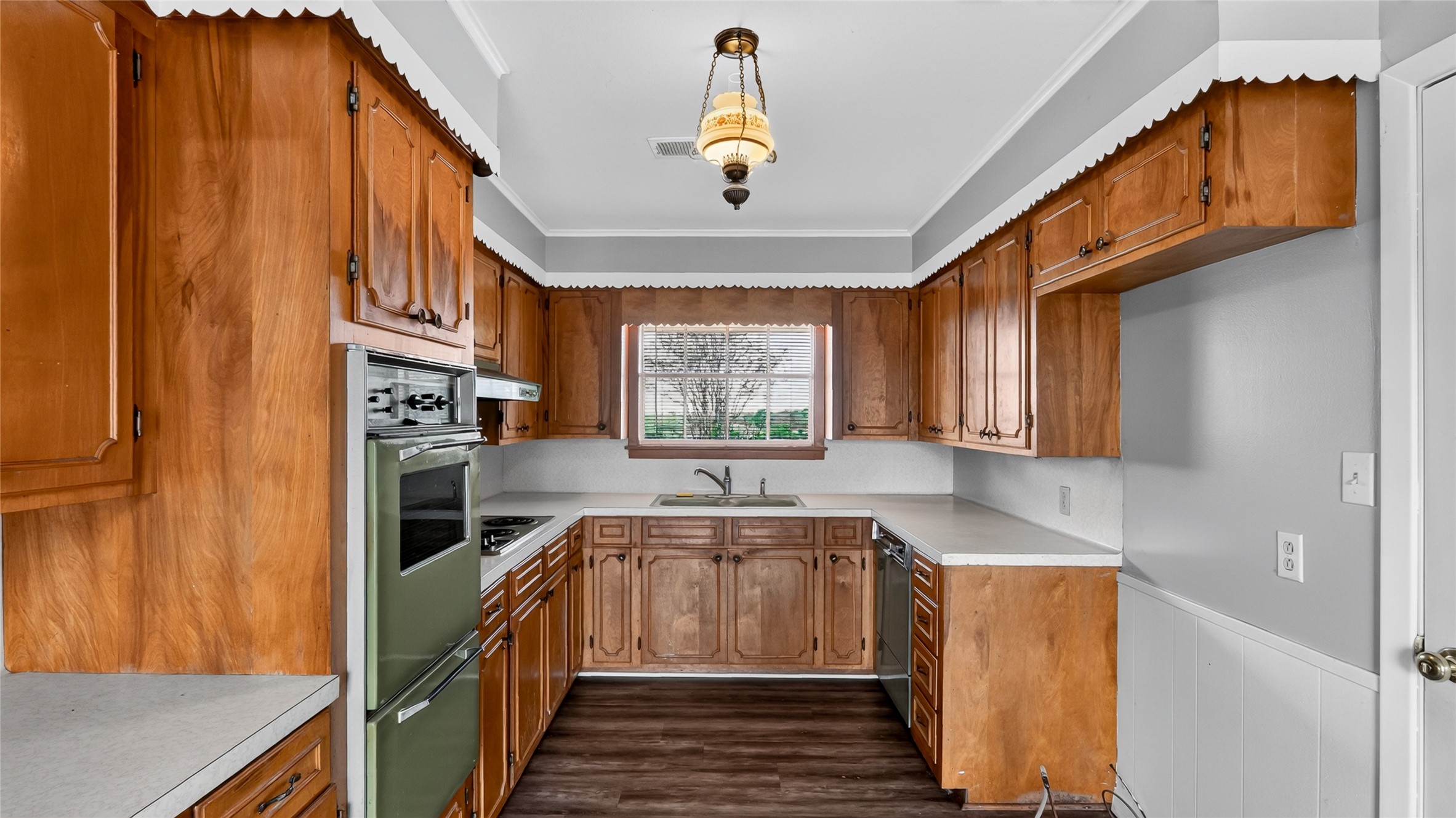 407 Rane Lane Property Photo 12